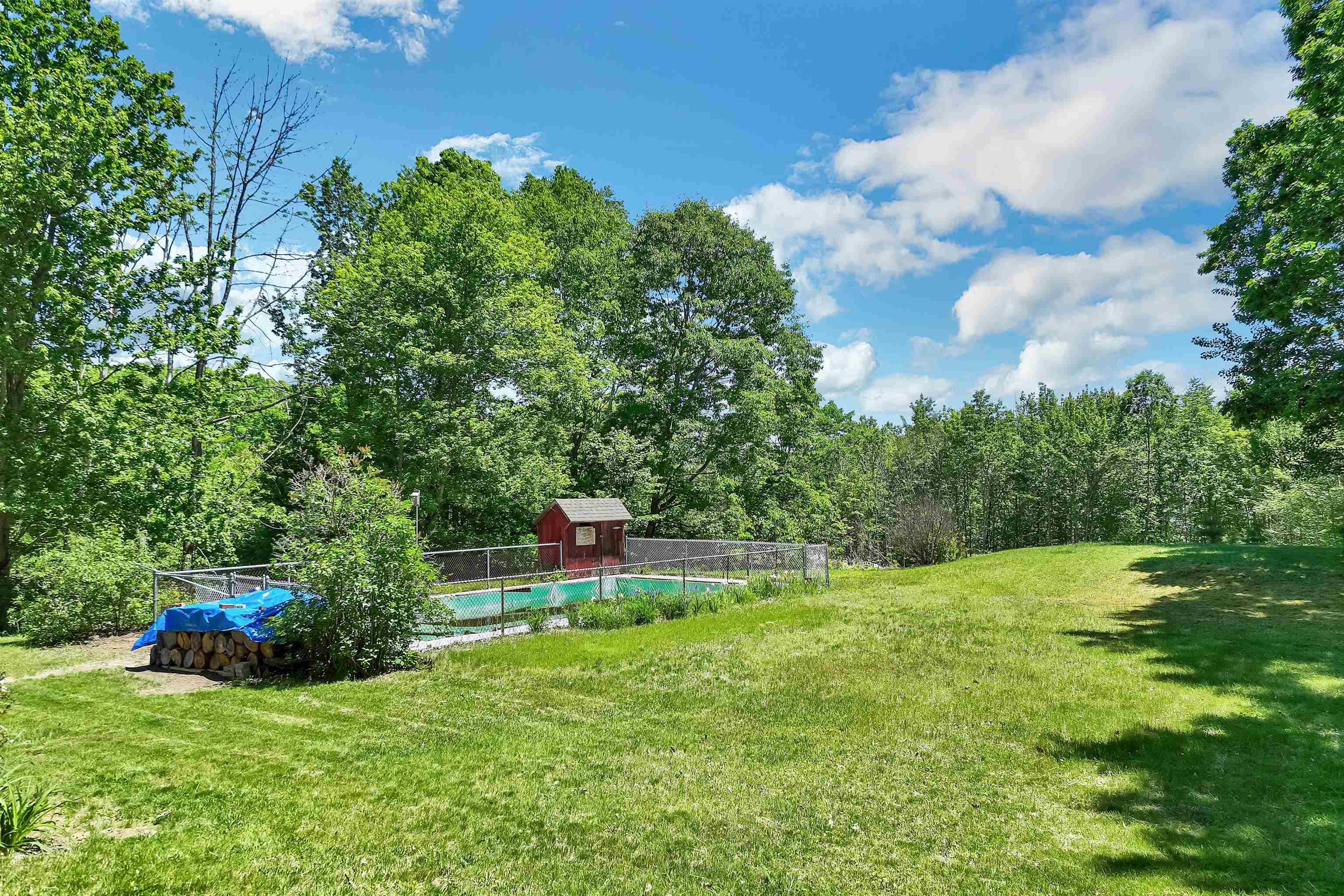 15 Ledgewood Drive Property Photo 9