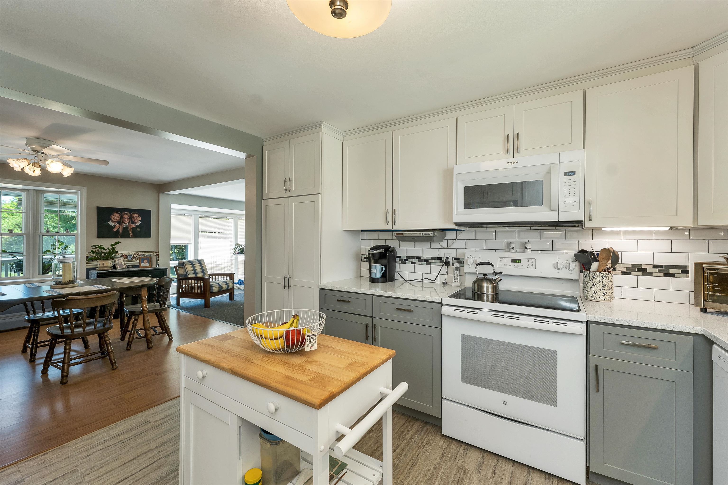 15 Ledgewood Drive Property Photo 18