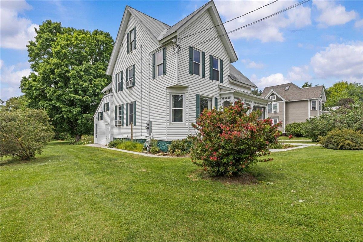 23 Spring Street Property Photo 3