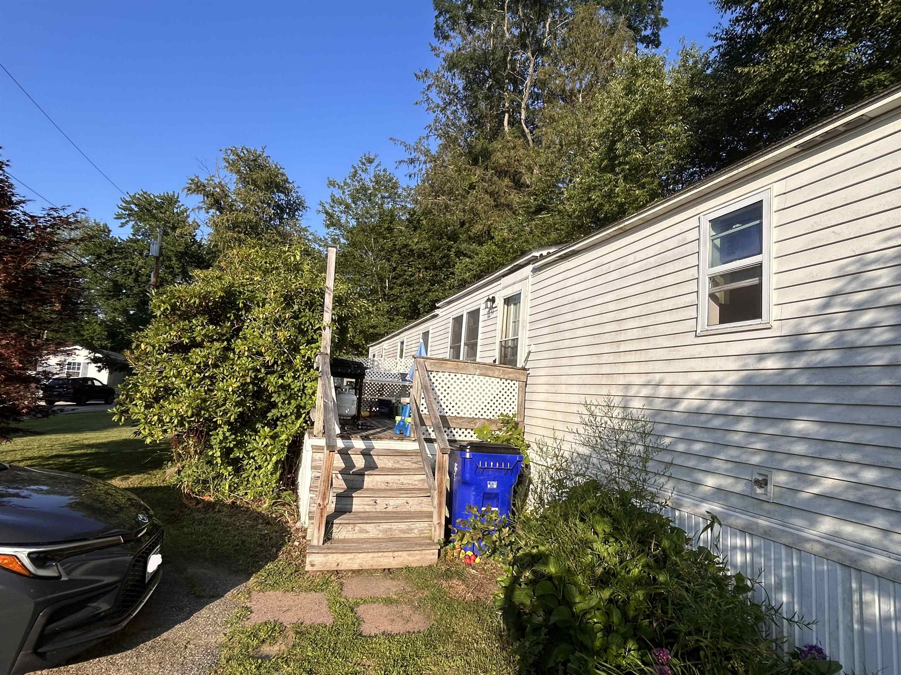 16 Sumac Street Property Photo 2