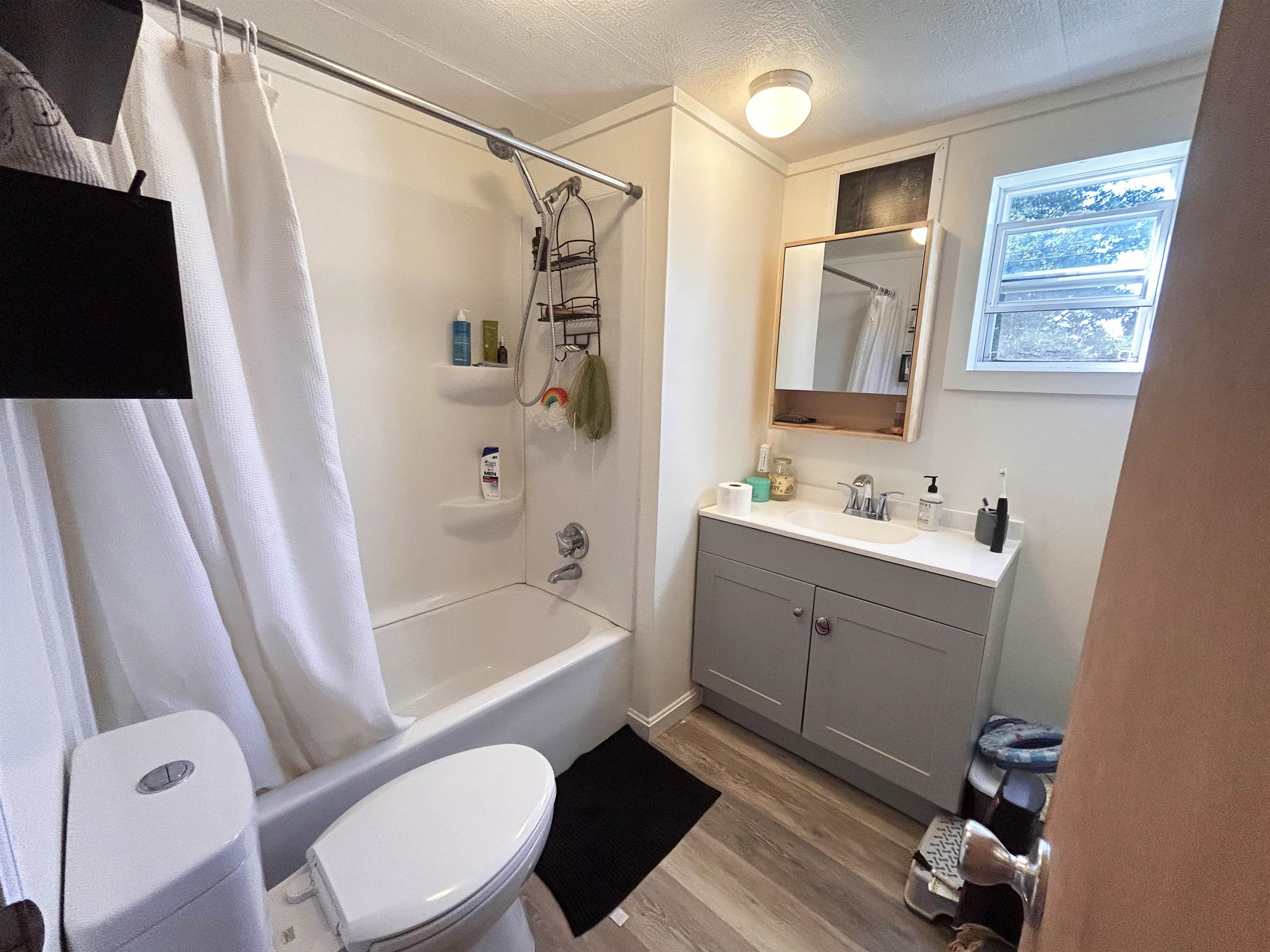16 Sumac Street Property Photo 32