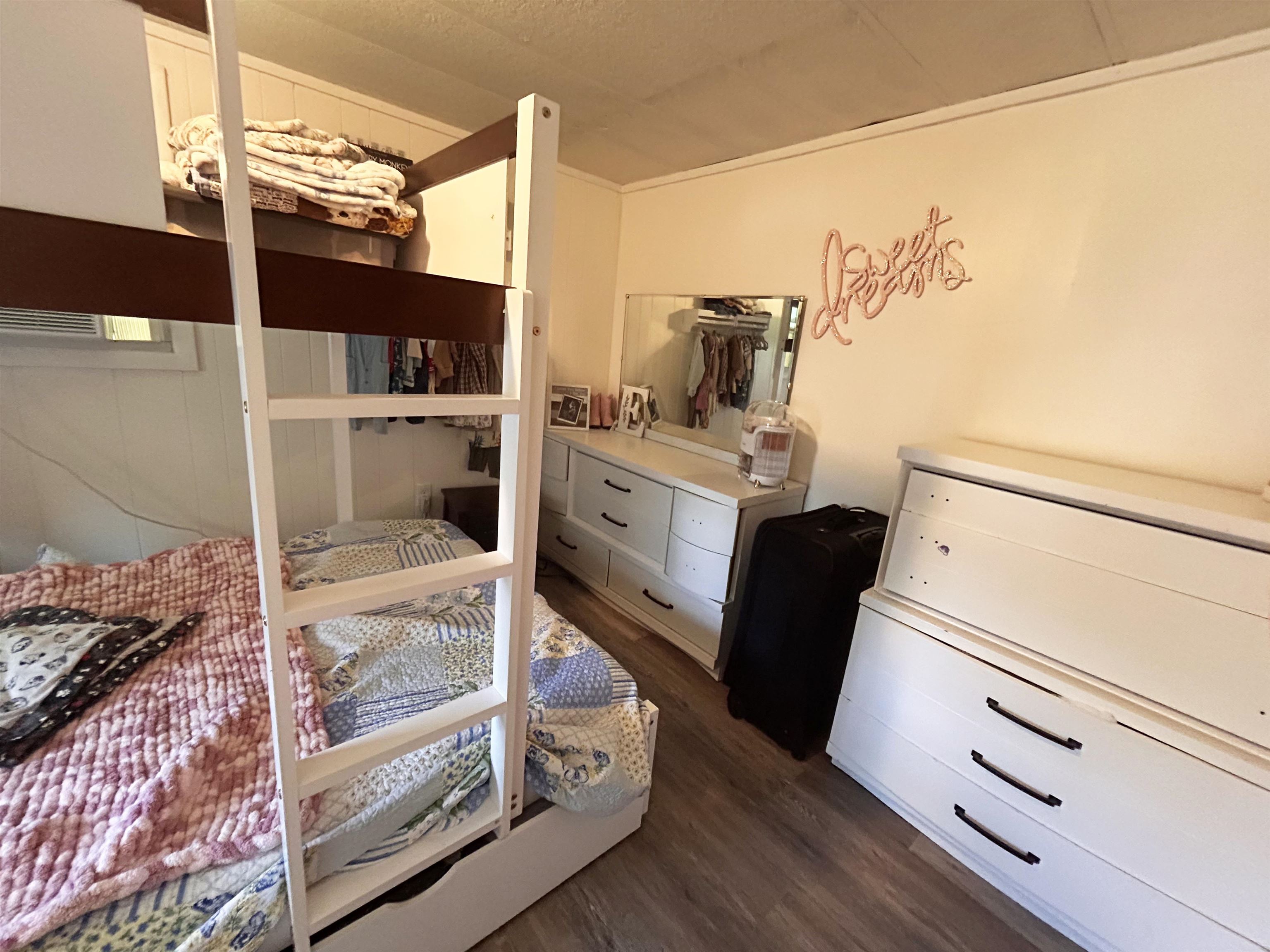 16 Sumac Street Property Photo 35