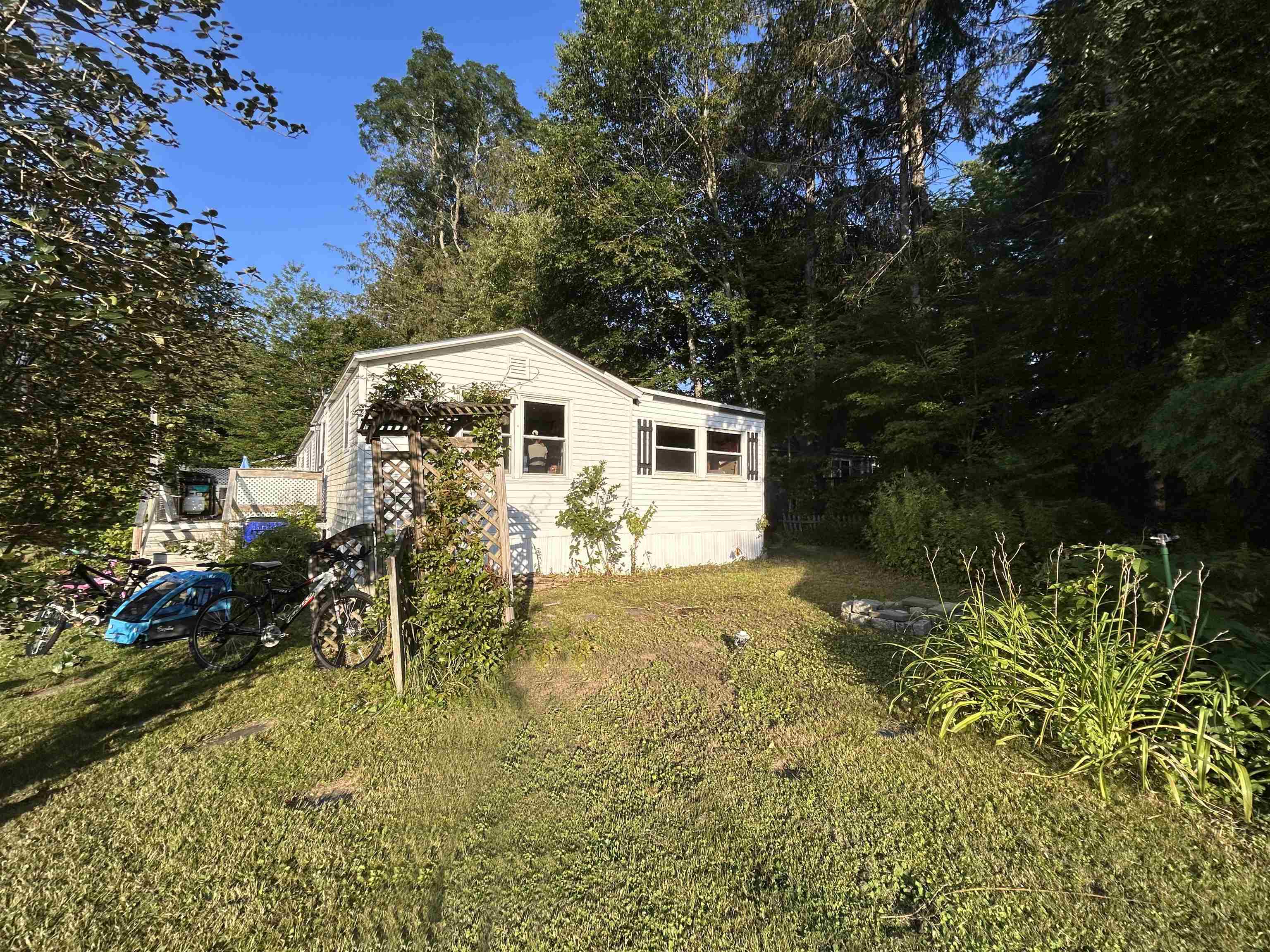 16 Sumac Street Property Photo 41