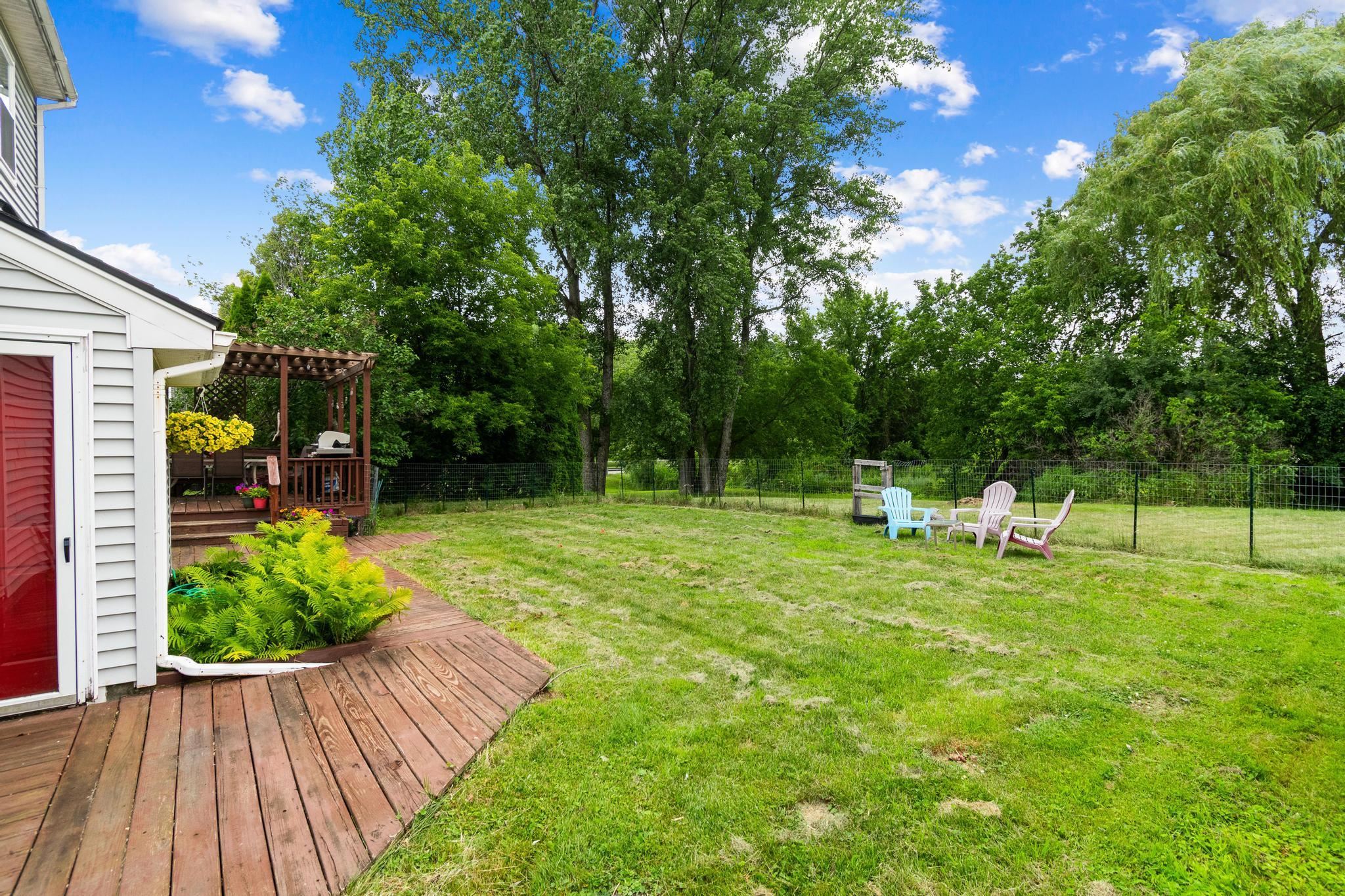 8 Hunting Ridge Lane Property Photo 6