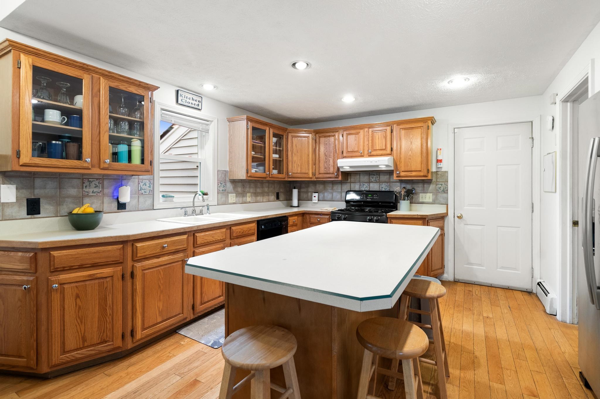 8 Hunting Ridge Lane Property Photo 7