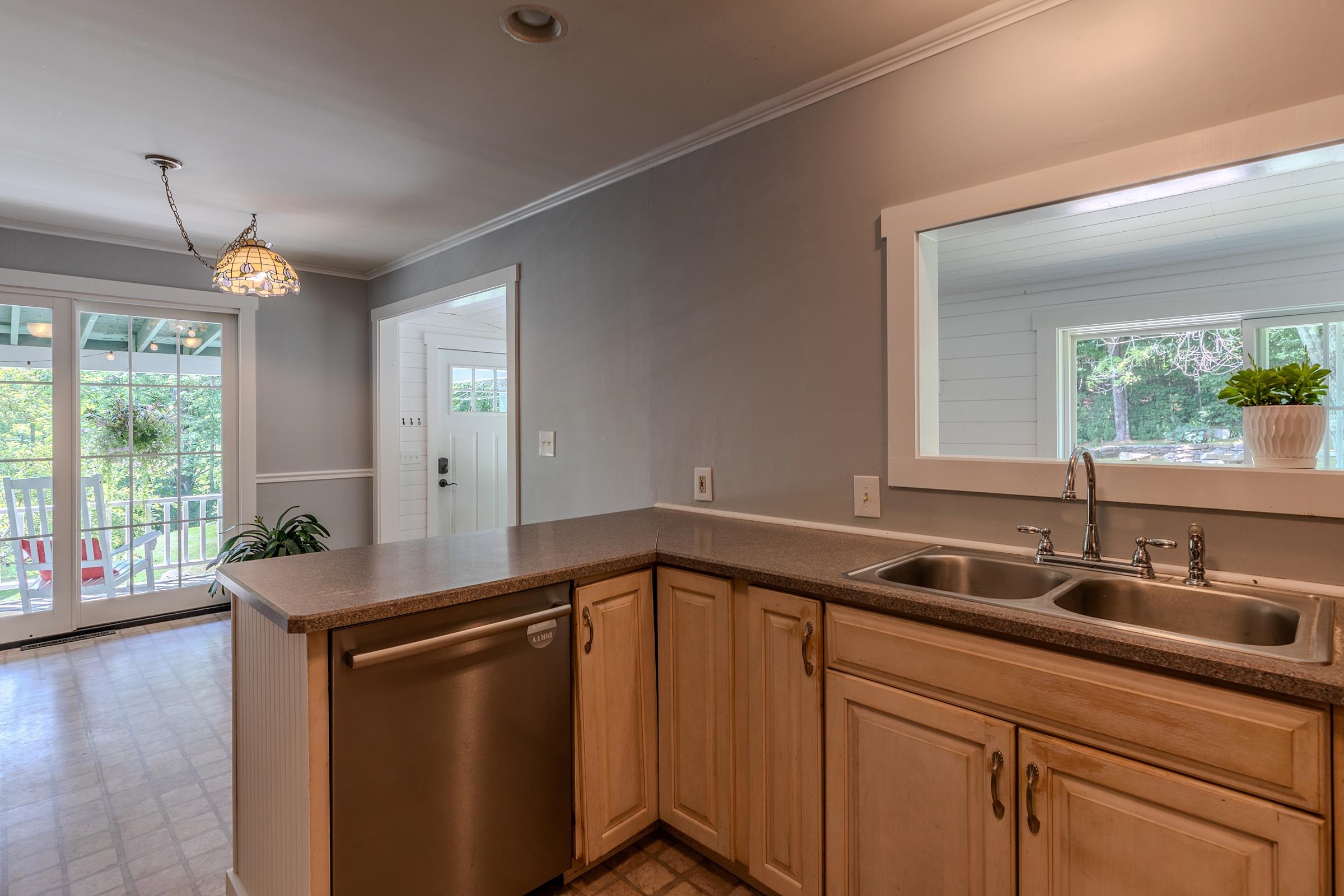 84 Lawrence Hill Road Property Photo 13