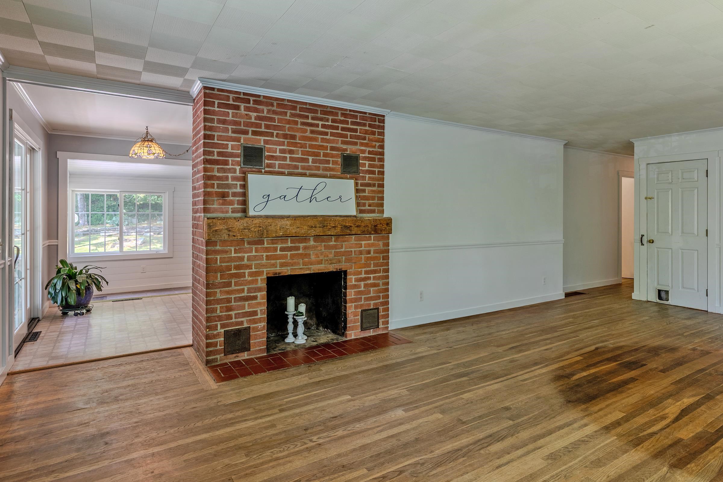 84 Lawrence Hill Road Property Photo 17