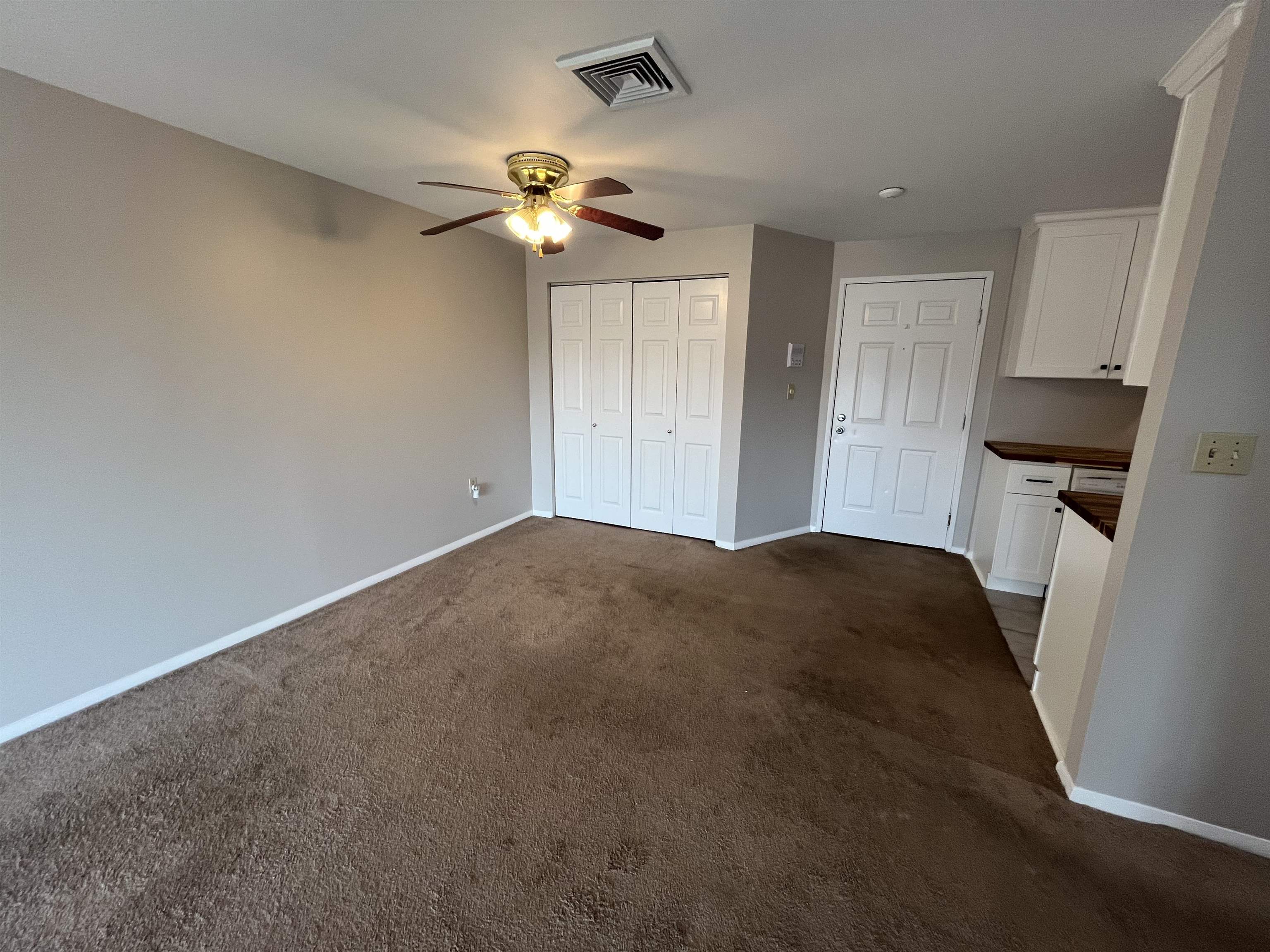 11 Blackstone Drive Property Photo 6