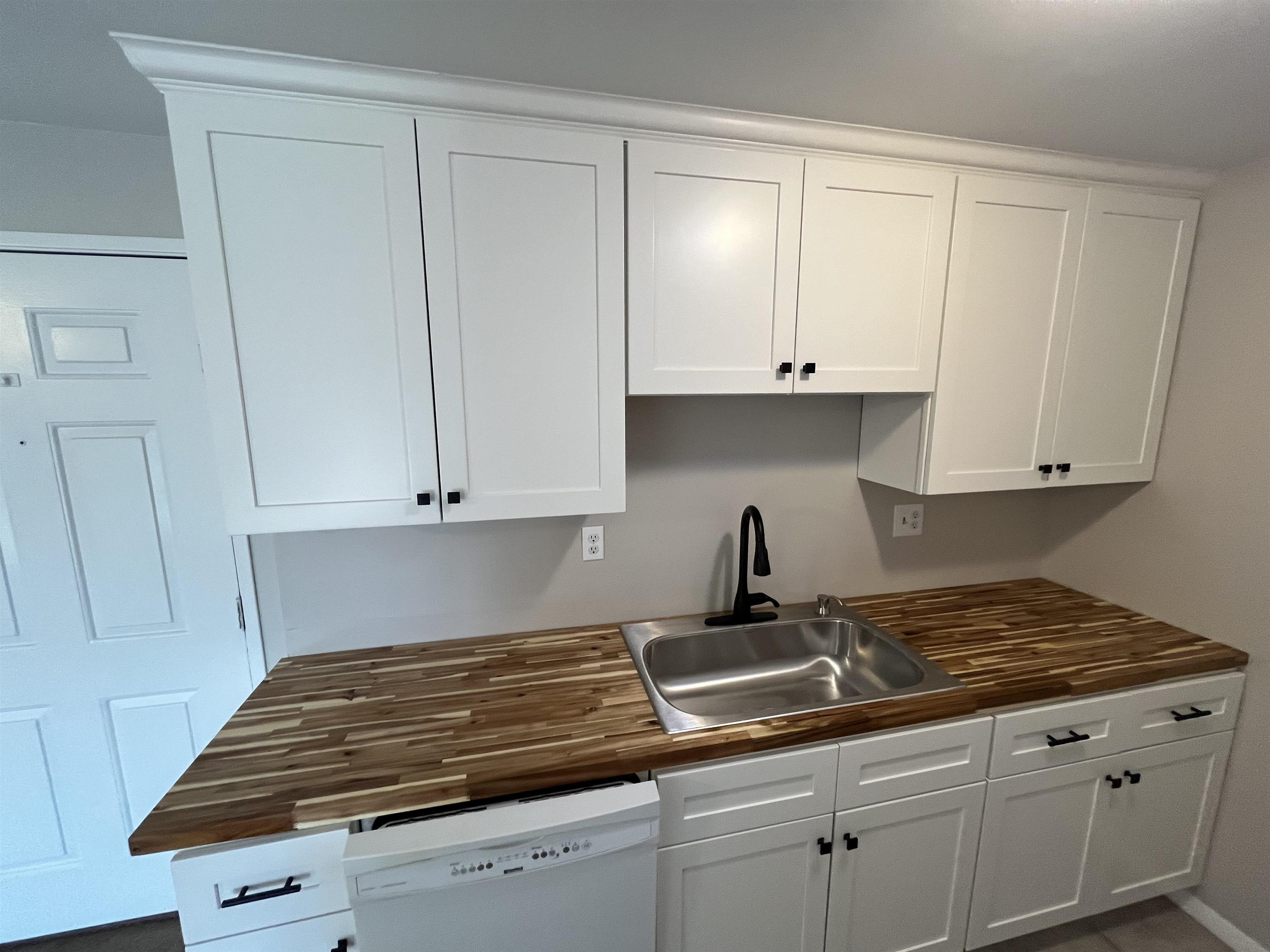 11 Blackstone Drive Property Photo 10