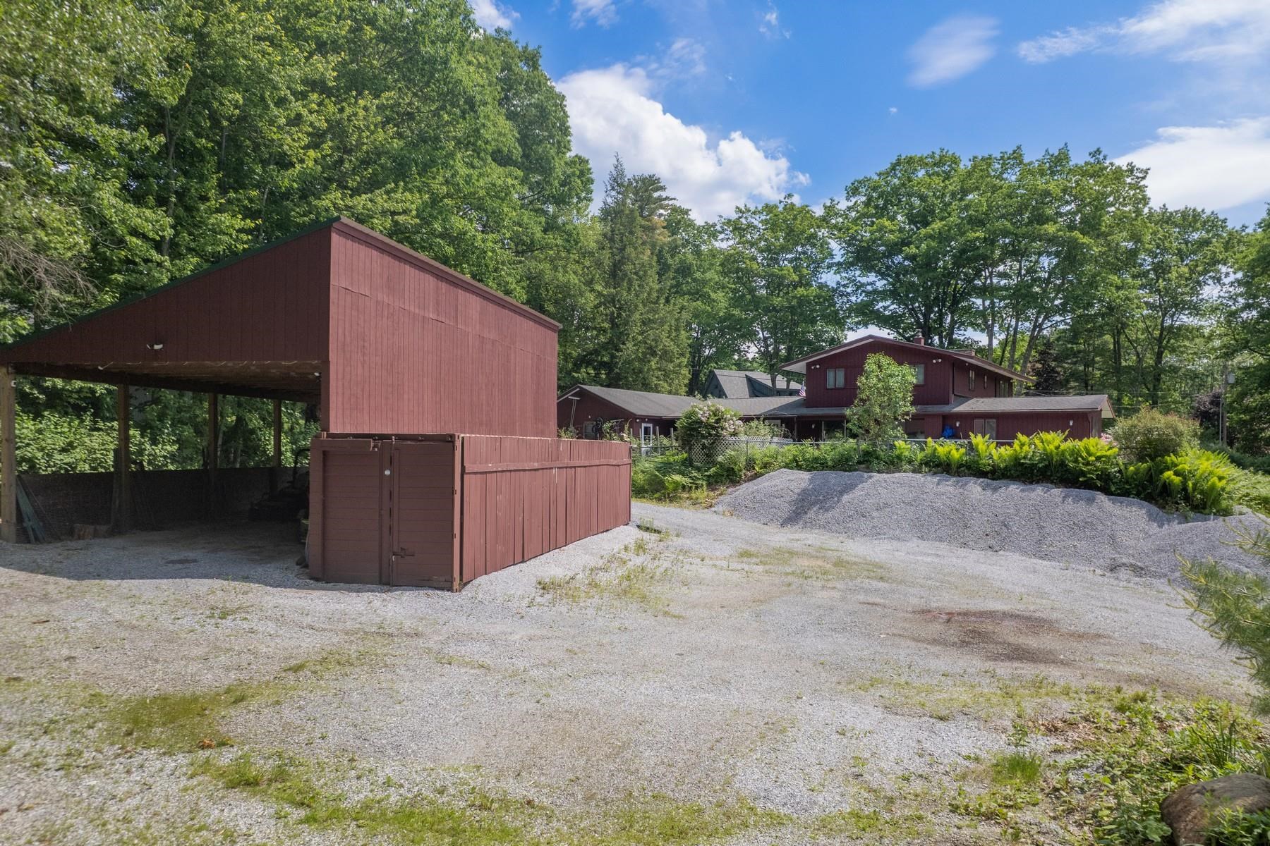 454 Brookwood Property Photo 5