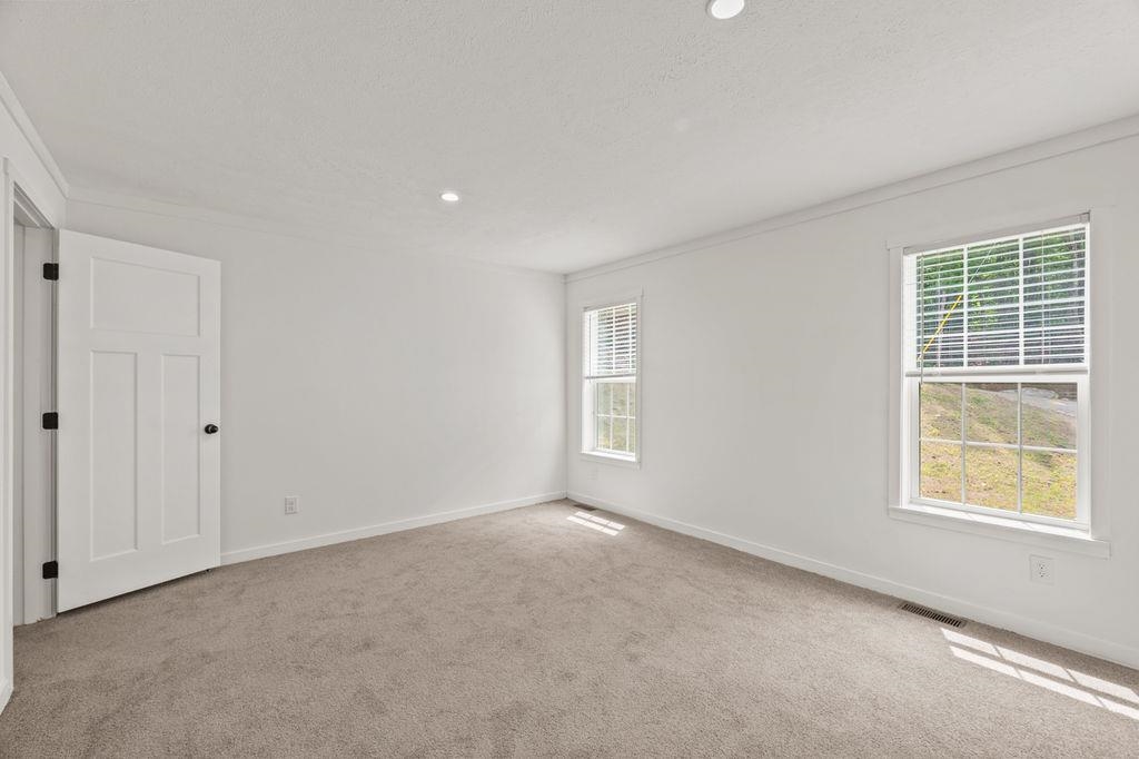 33 Terry Road Property Photo 17