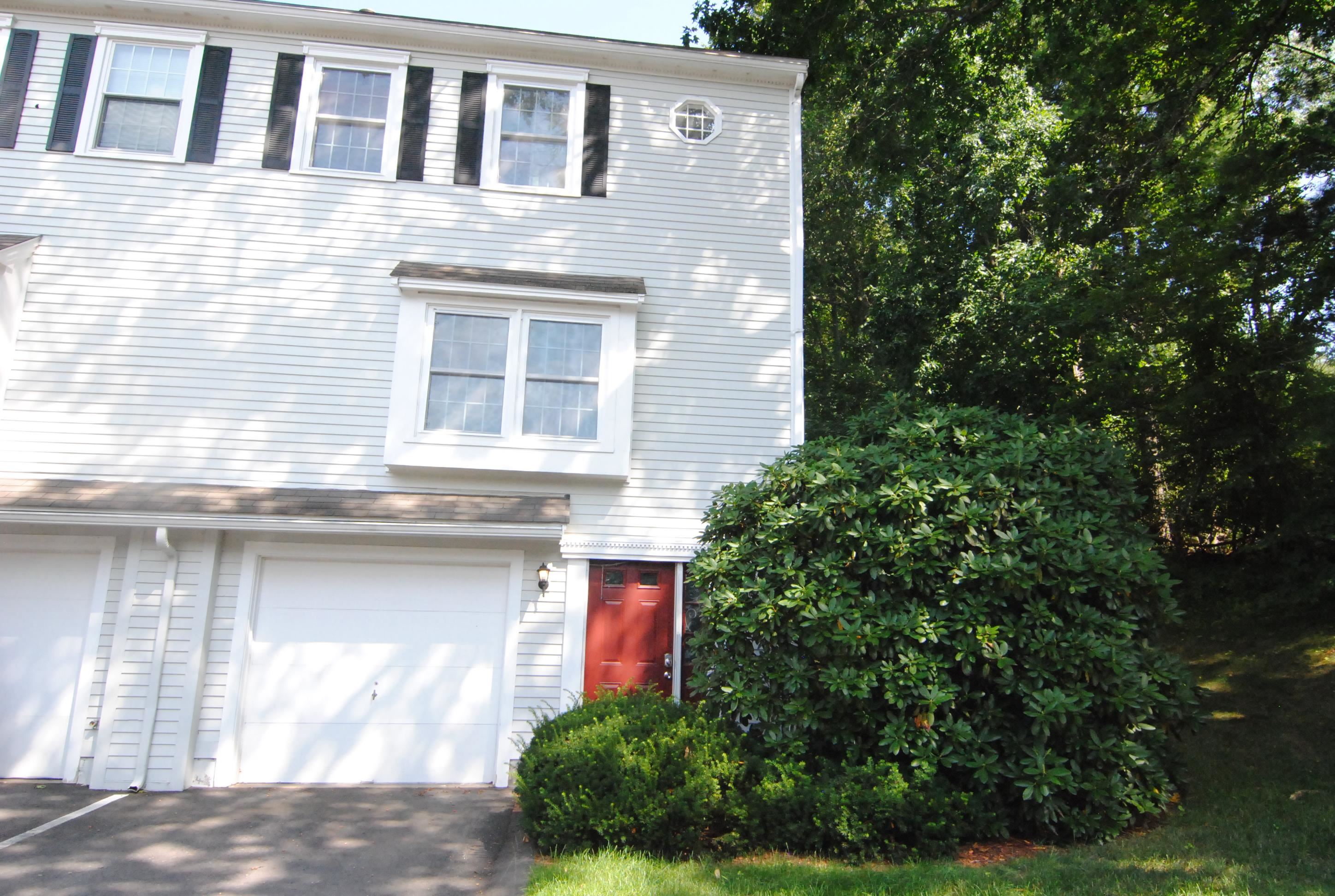 74 Stillwater Drive Property Photo 20