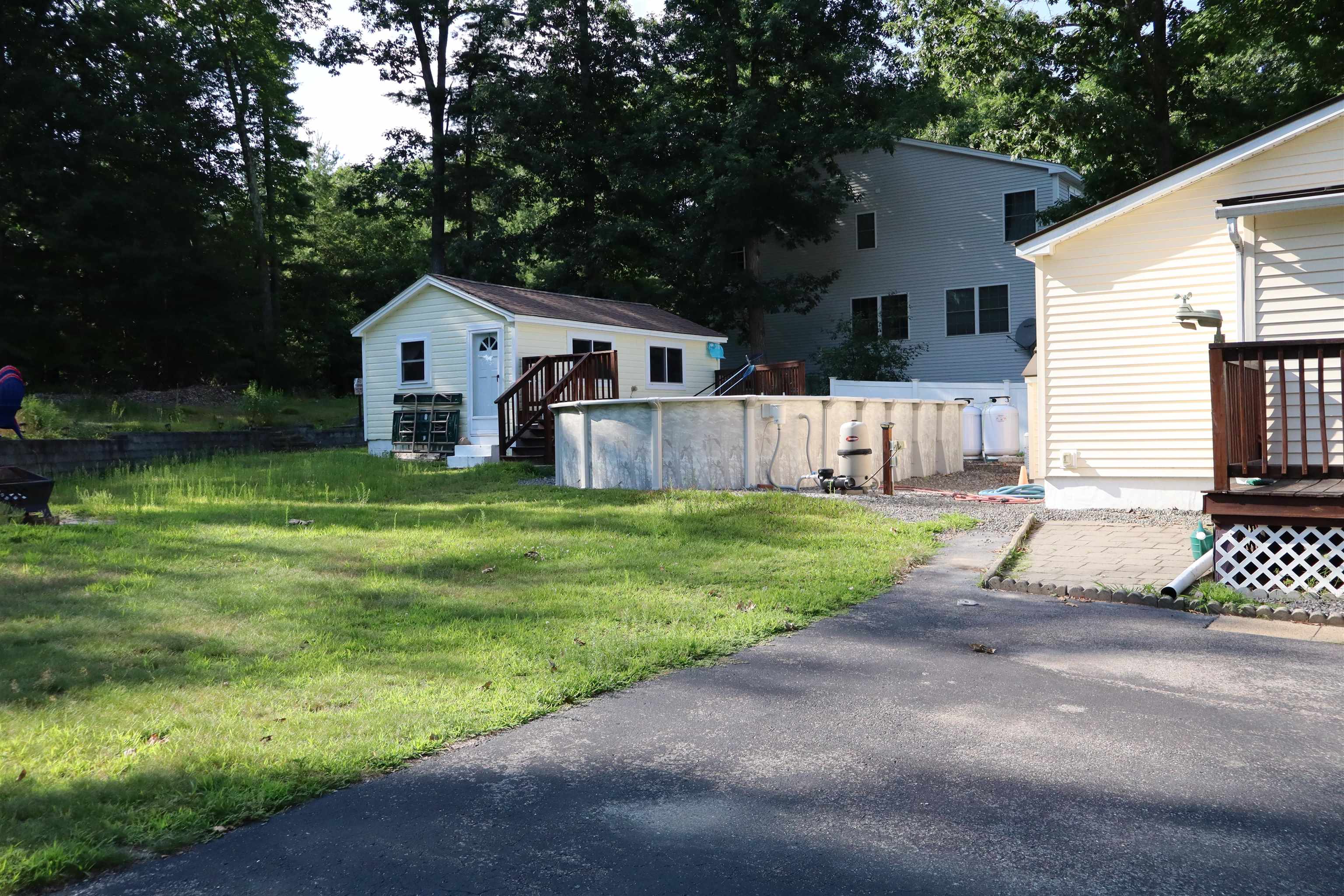 56 Arbutus Lane Property Photo 3
