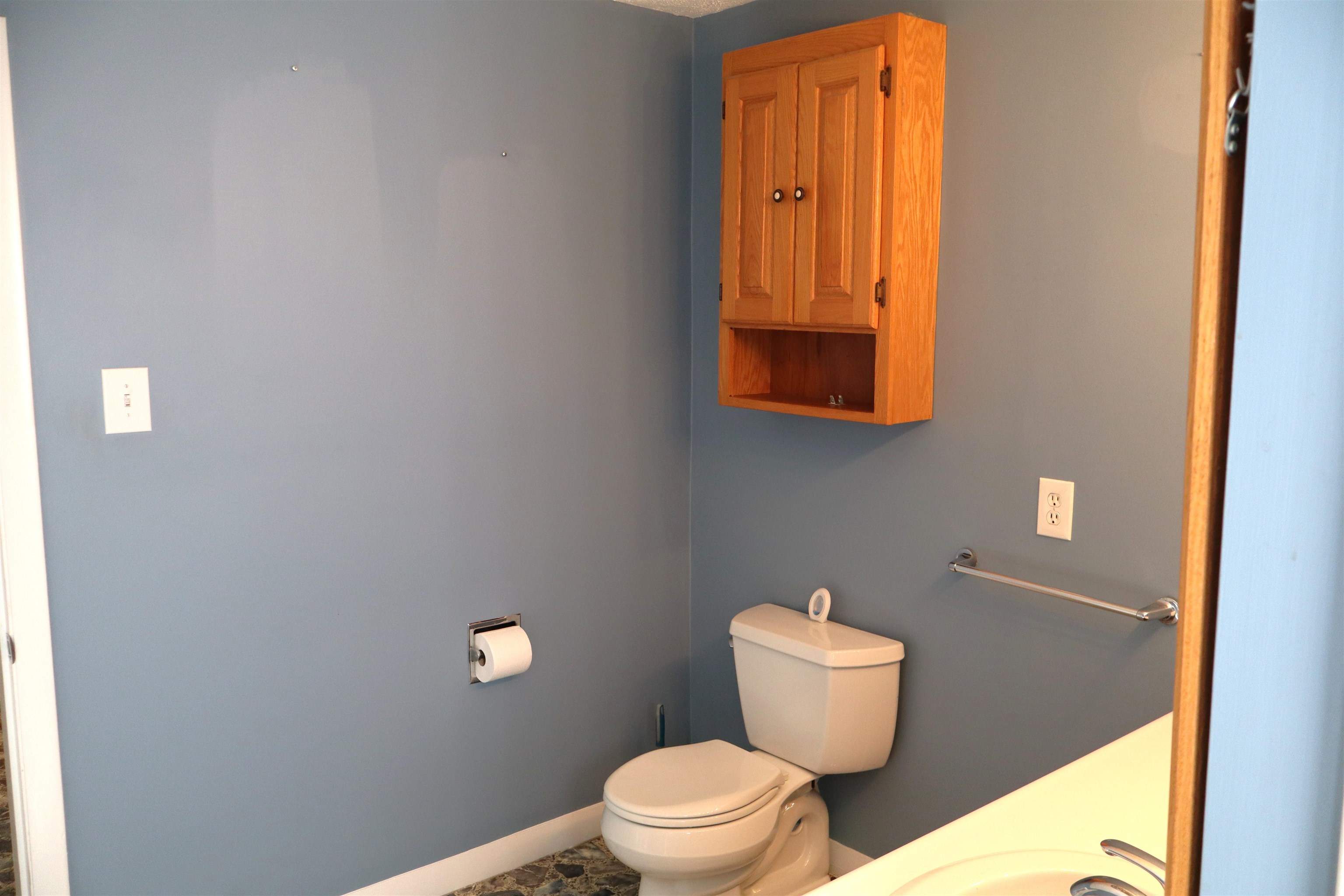 56 Arbutus Lane Property Photo 20