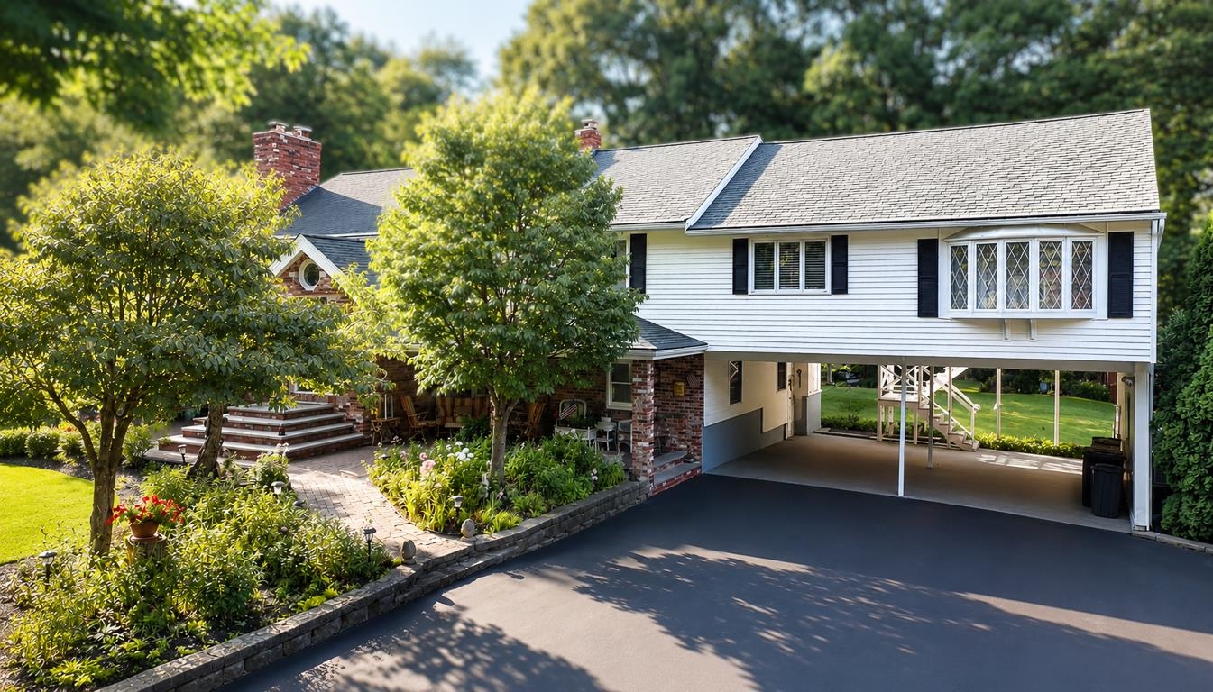 150 Lowell Road Property Photo 4