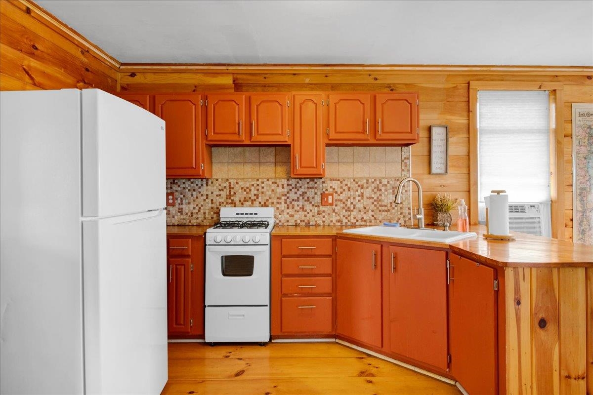 35 Church Road Property Photo 13