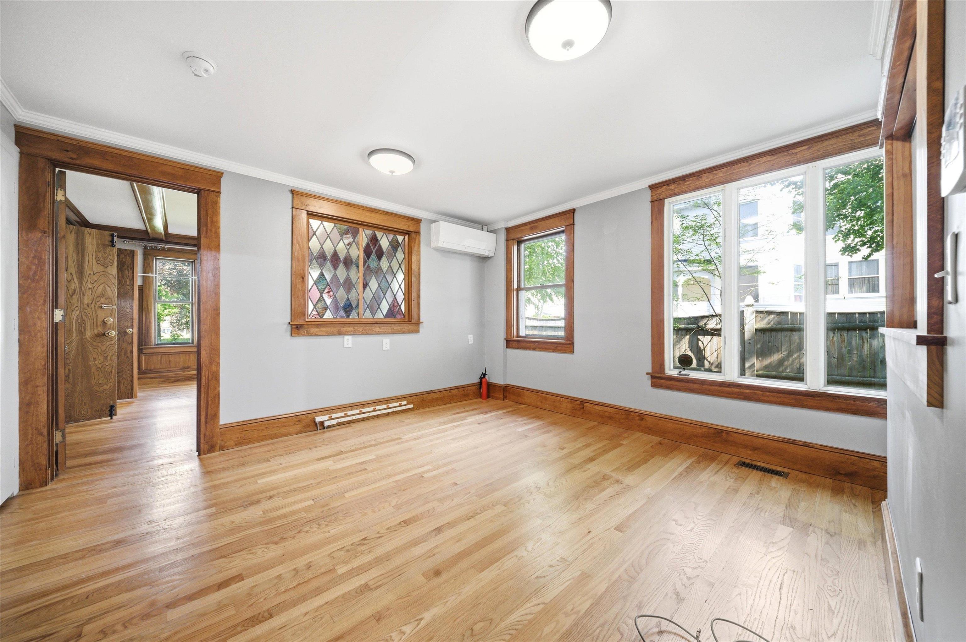103 Bay Street Property Photo 6