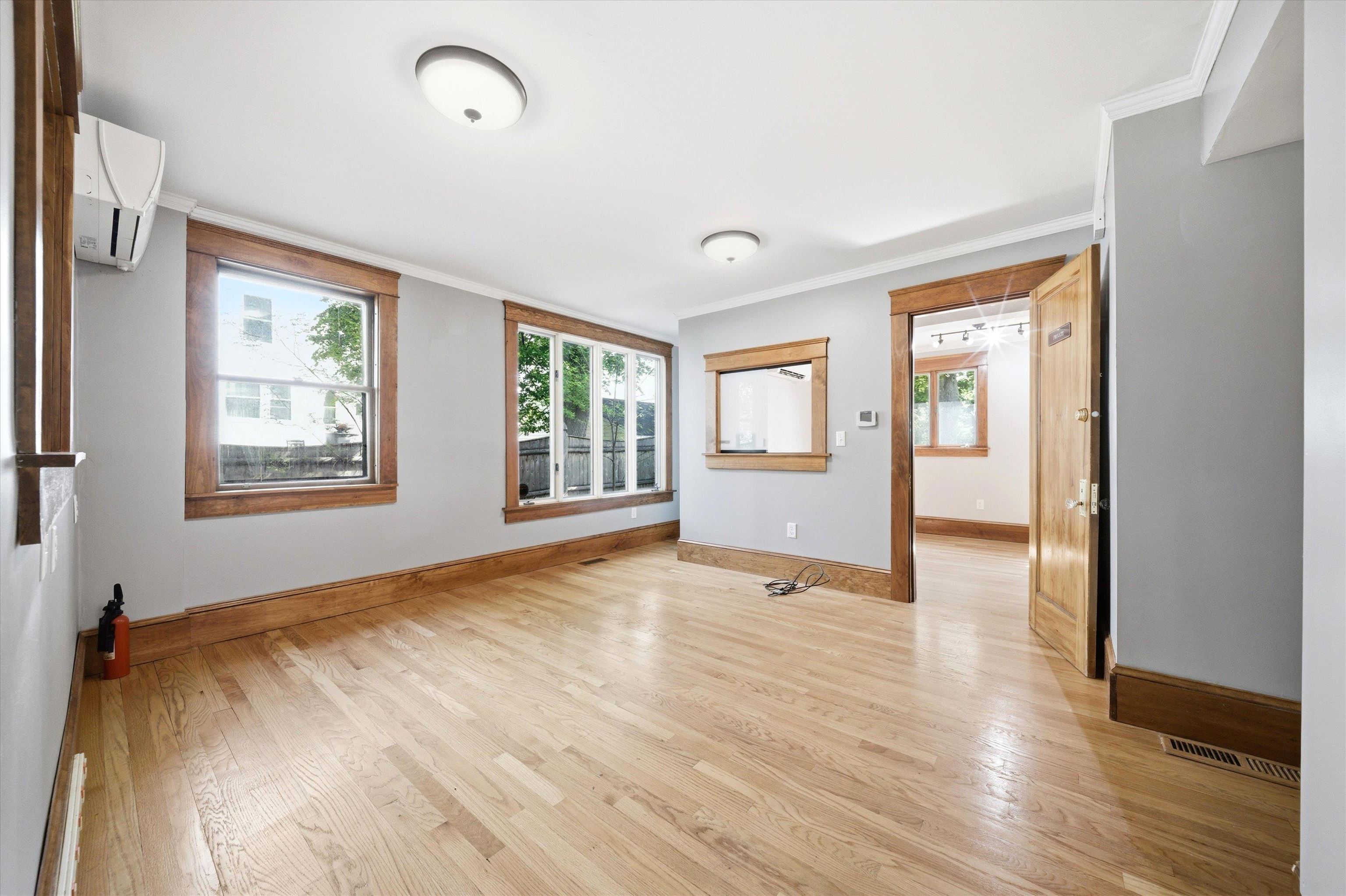 103 Bay Street Property Photo 8
