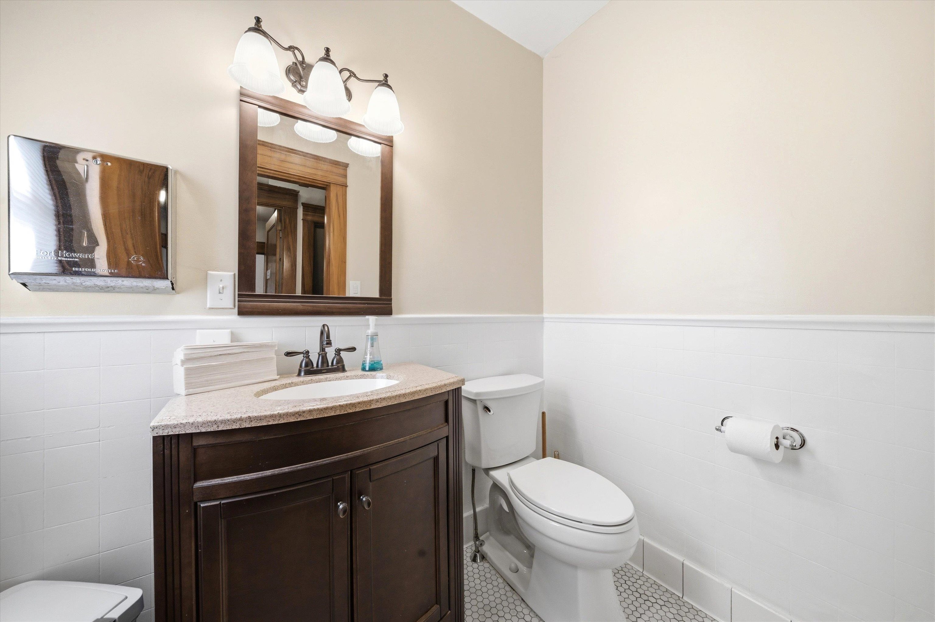 103 Bay Street Property Photo 12