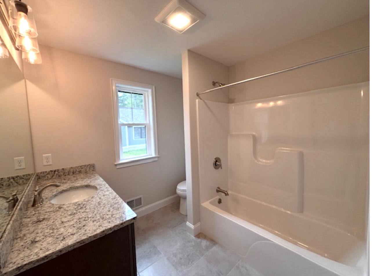 44 Edgewater Drive Property Photo 8