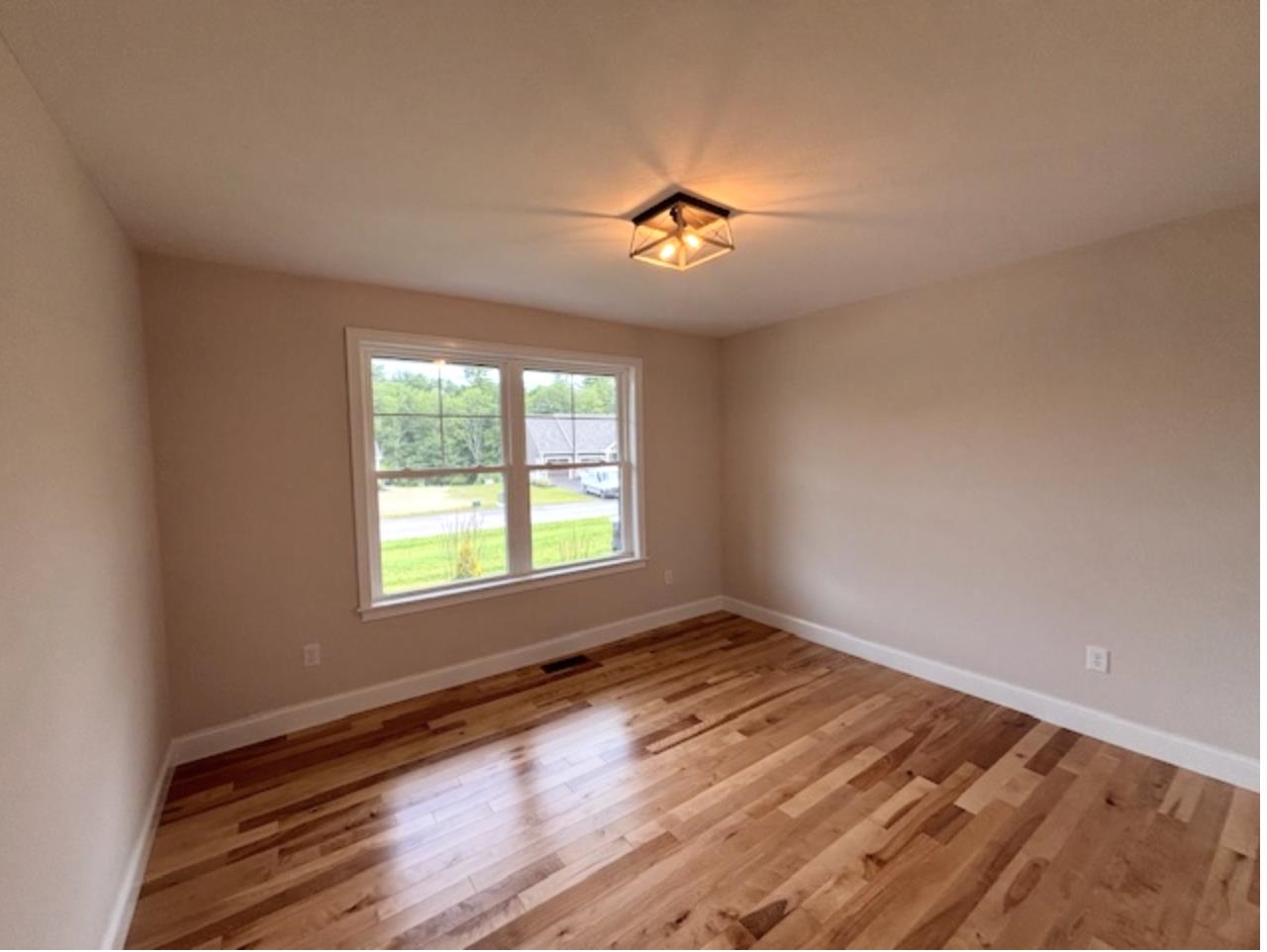 44 Edgewater Drive Property Photo 9