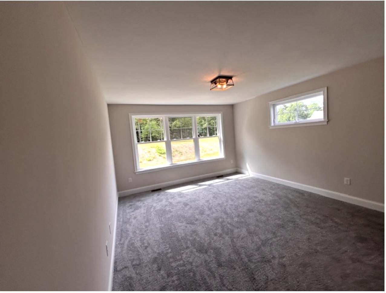 44 Edgewater Drive Property Photo 11