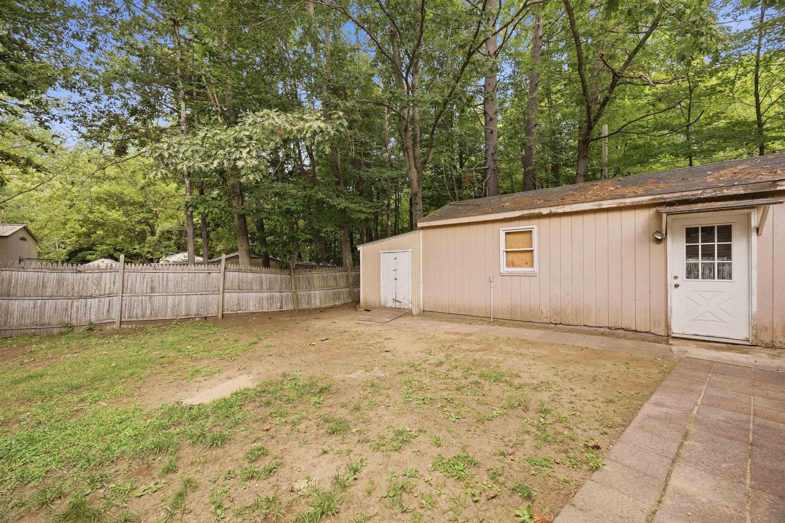 11 Page Street Property Photo 28