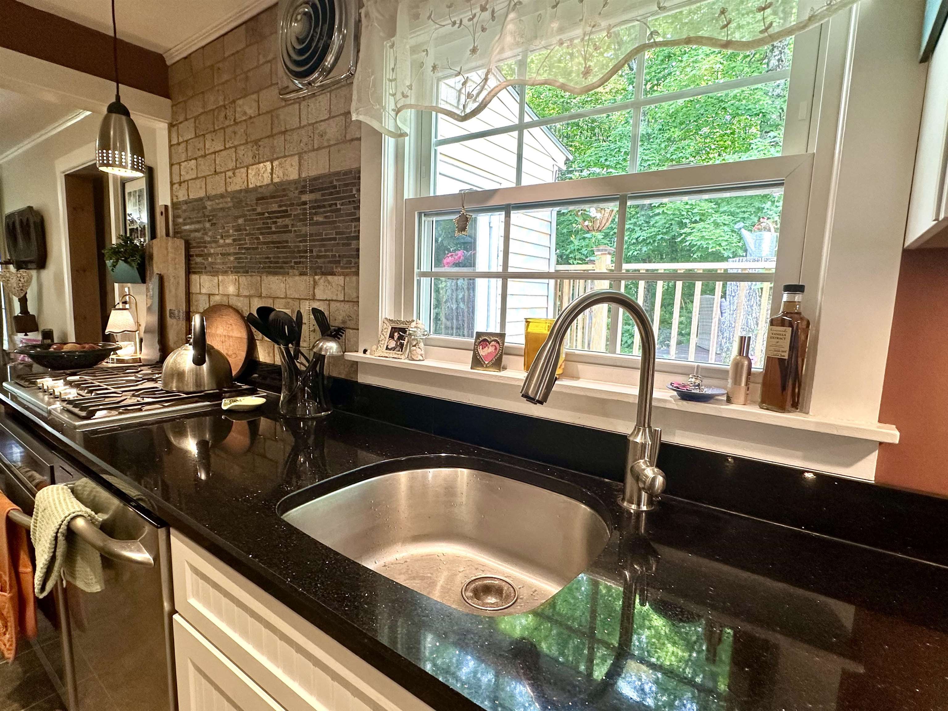 1261 King Hill Road Property Photo 8