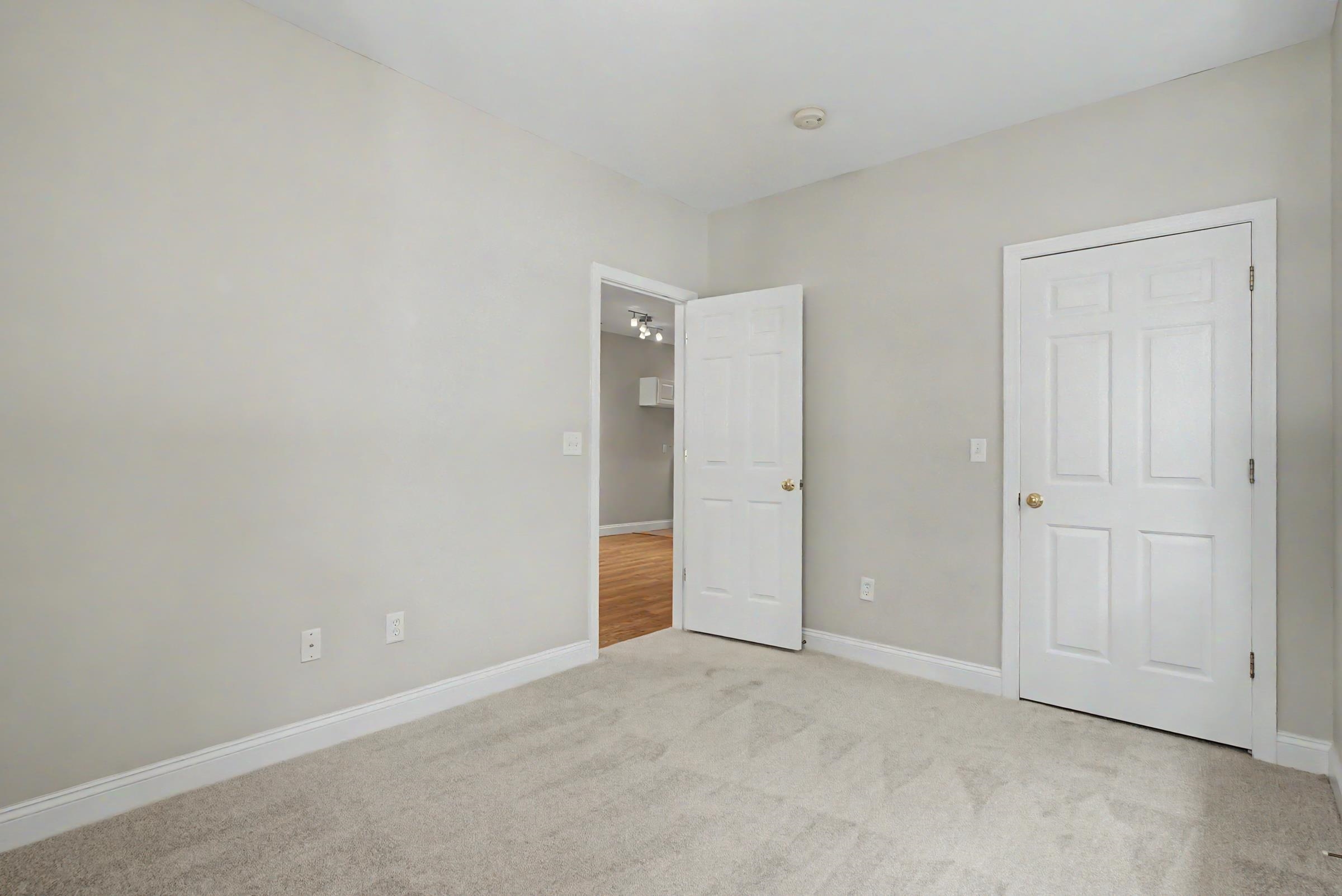 95 Court Street Property Photo 20