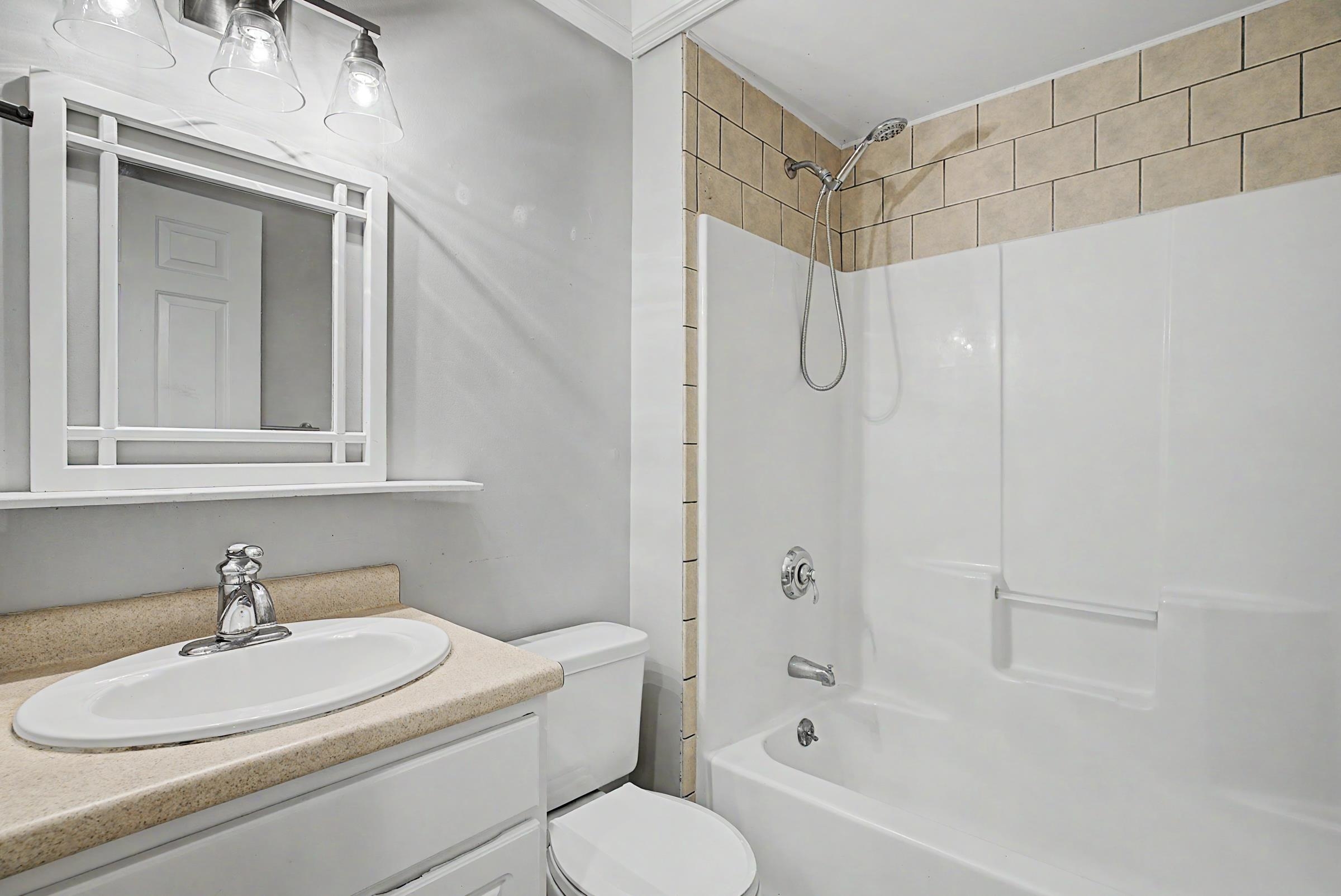 95 Court Street Property Photo 21