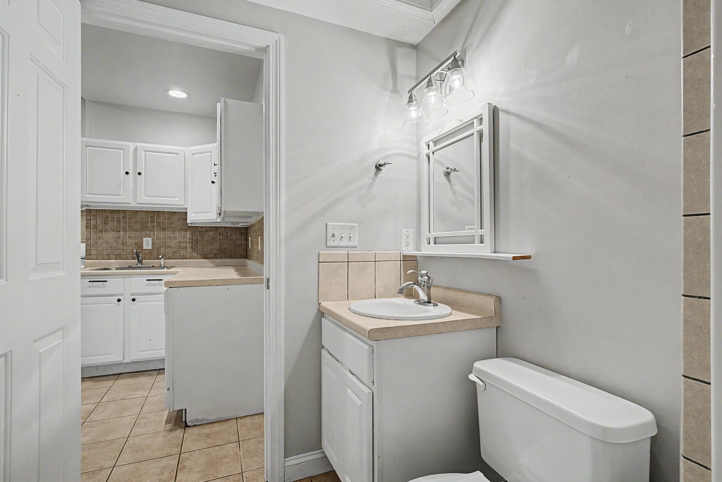 95 Court Street Property Photo 22