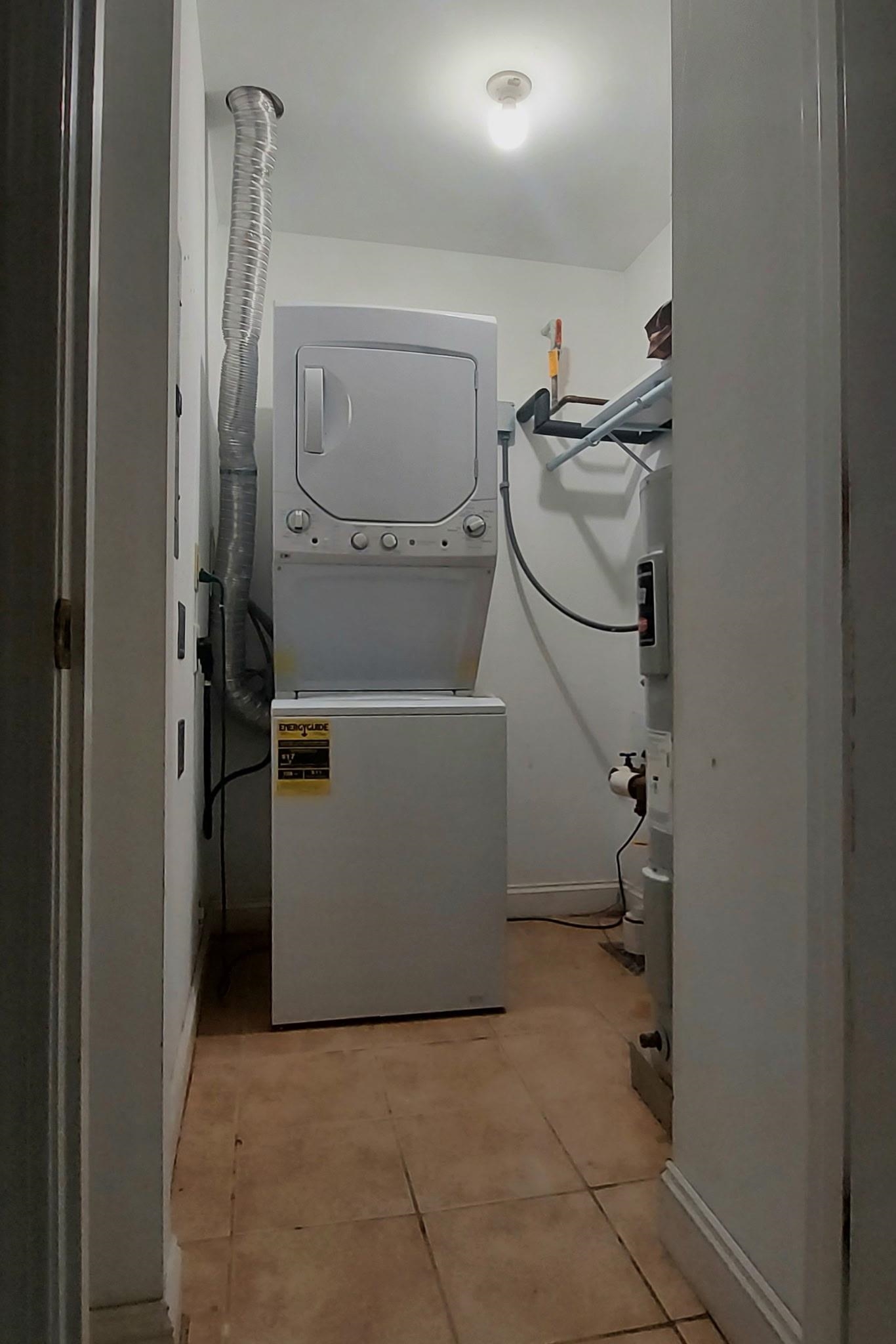95 Court Street Property Photo 23