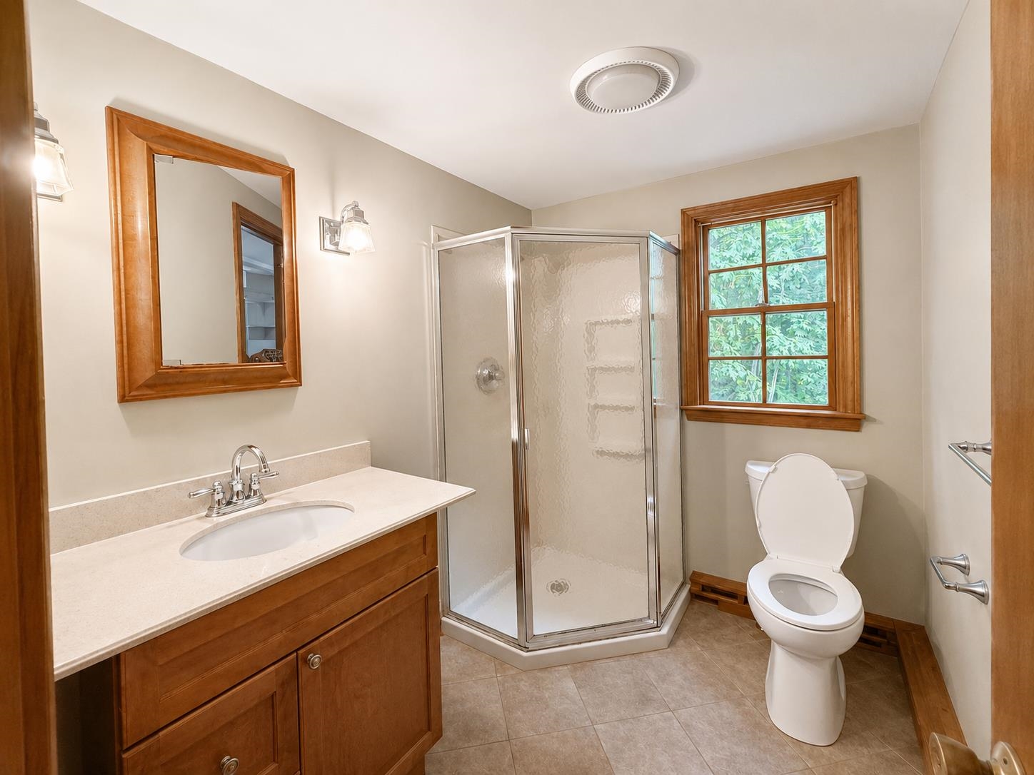 41 Henderson Road Property Photo 8
