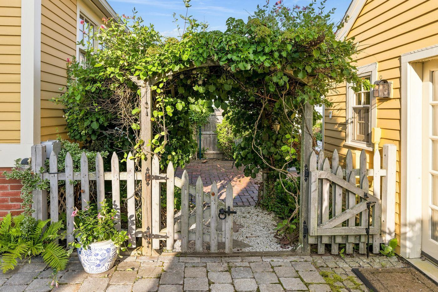28 Walden Street Property Photo 16