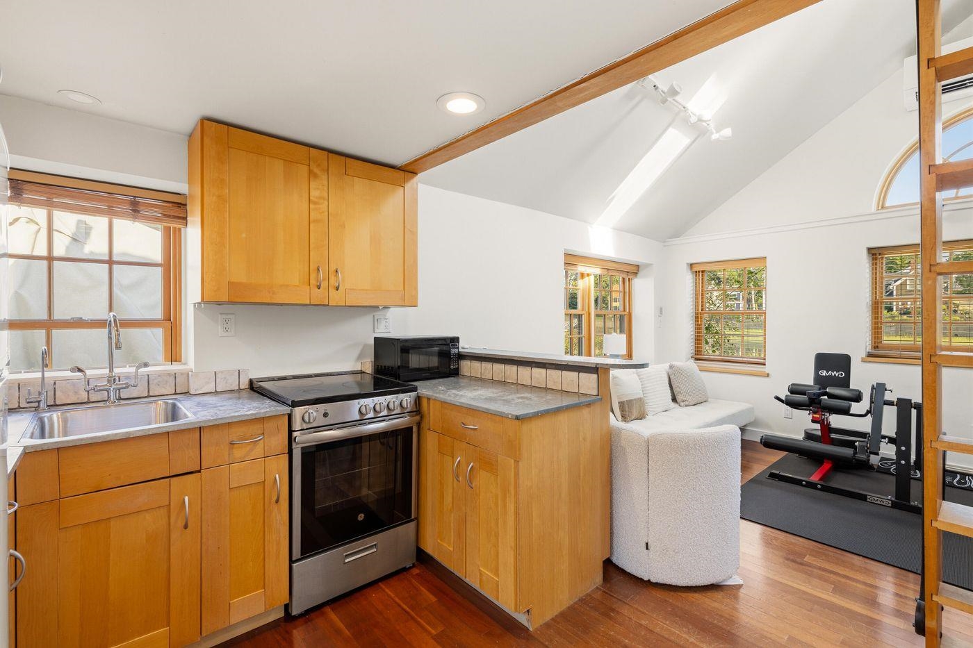 28 Walden Street Property Photo 19