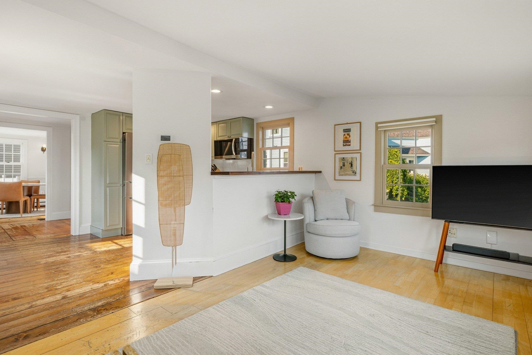28 Walden Street Property Photo 28