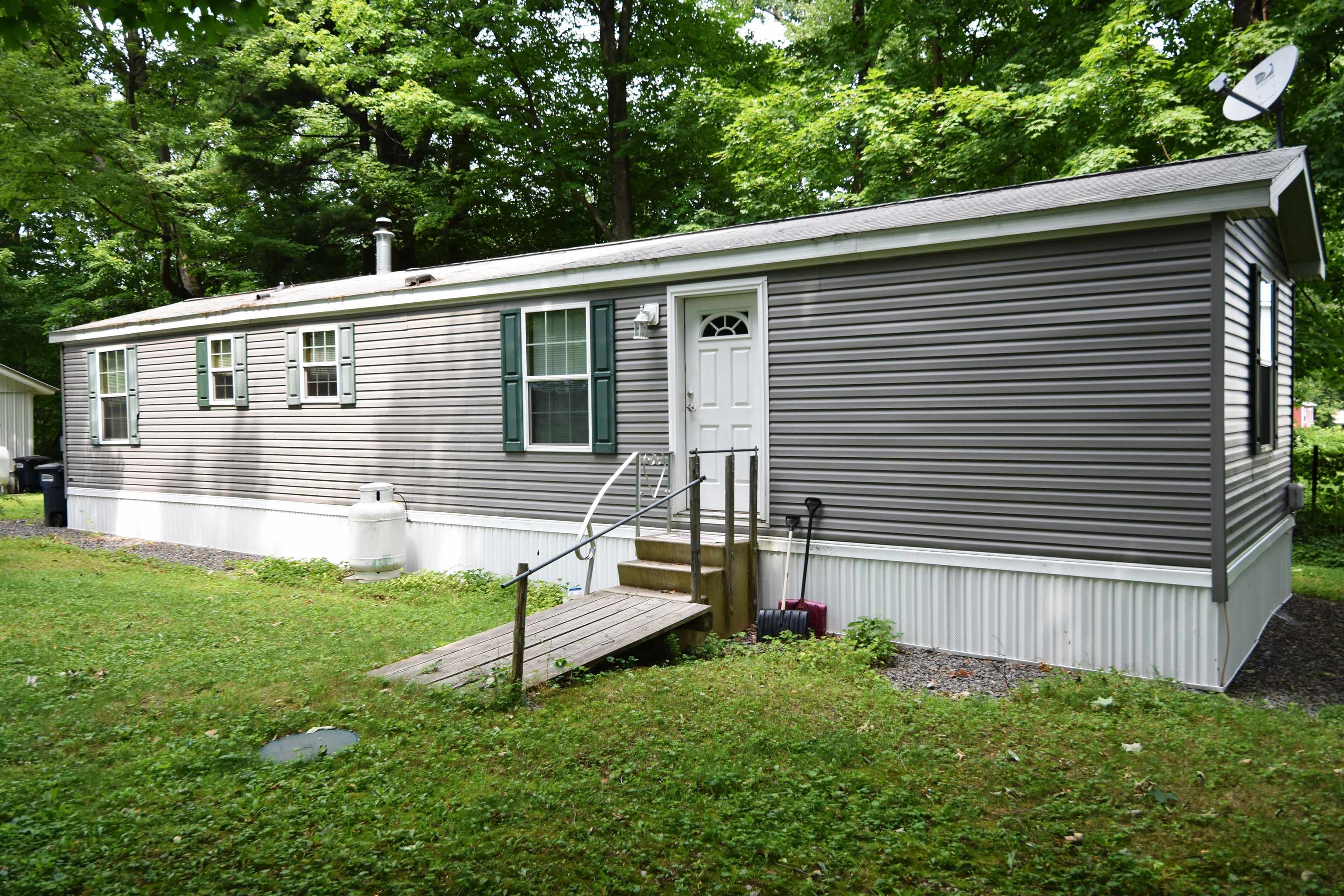 83 Hermit Thrush Lane Property Photo 1