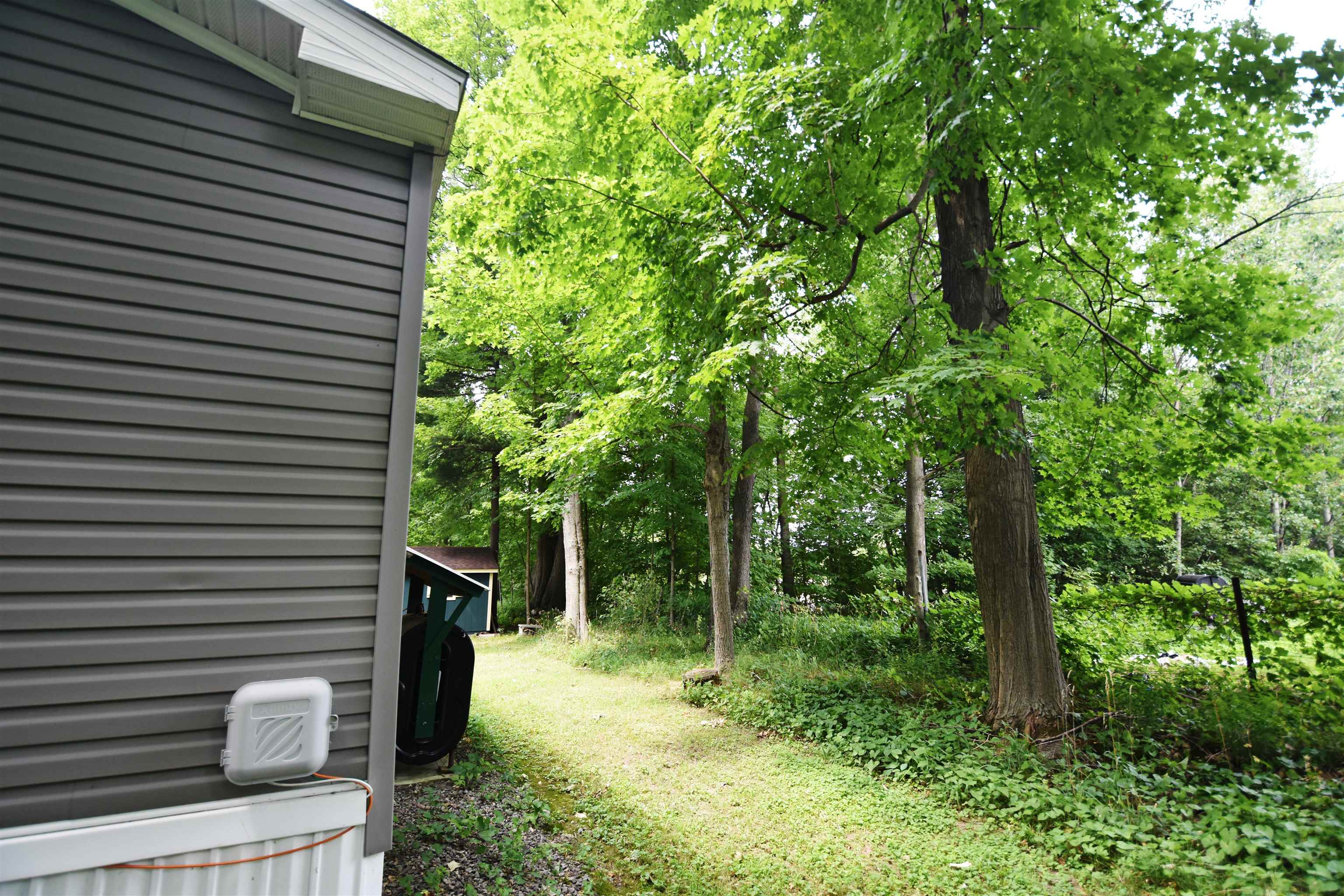83 Hermit Thrush Lane Property Photo 20