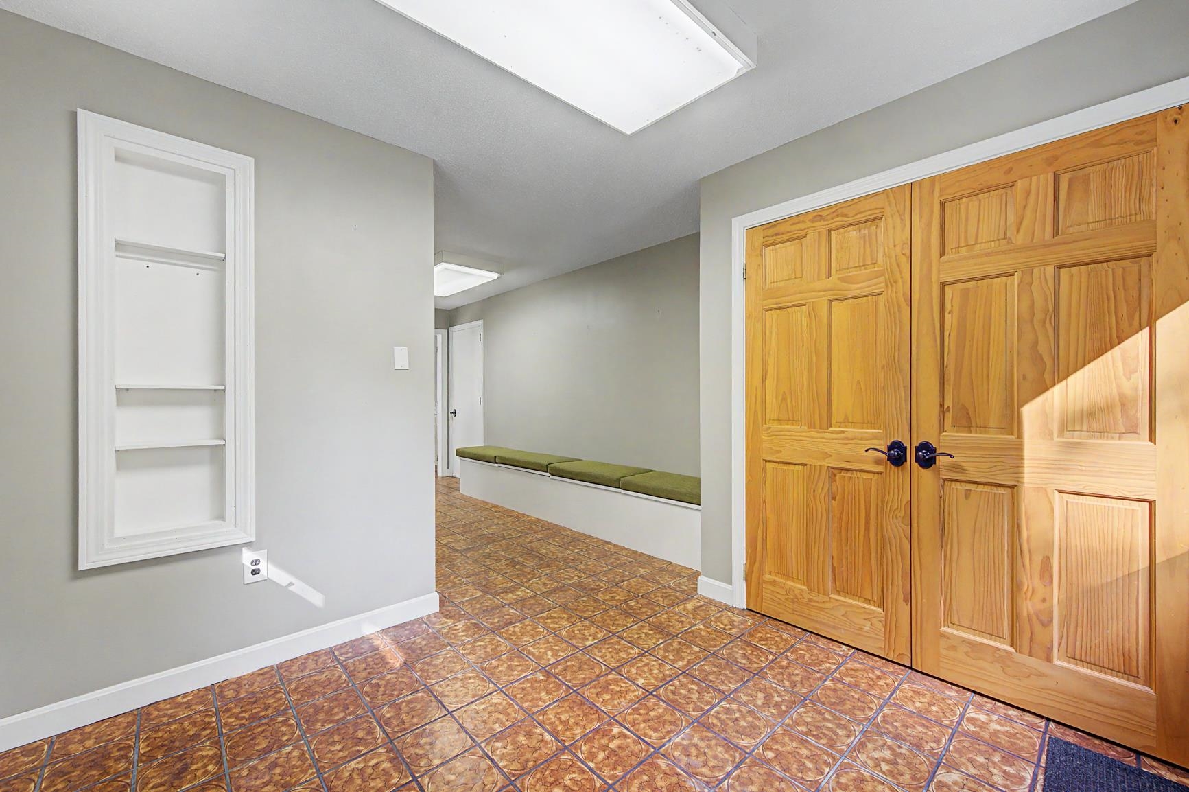 53 Elkins Road Property Photo 9