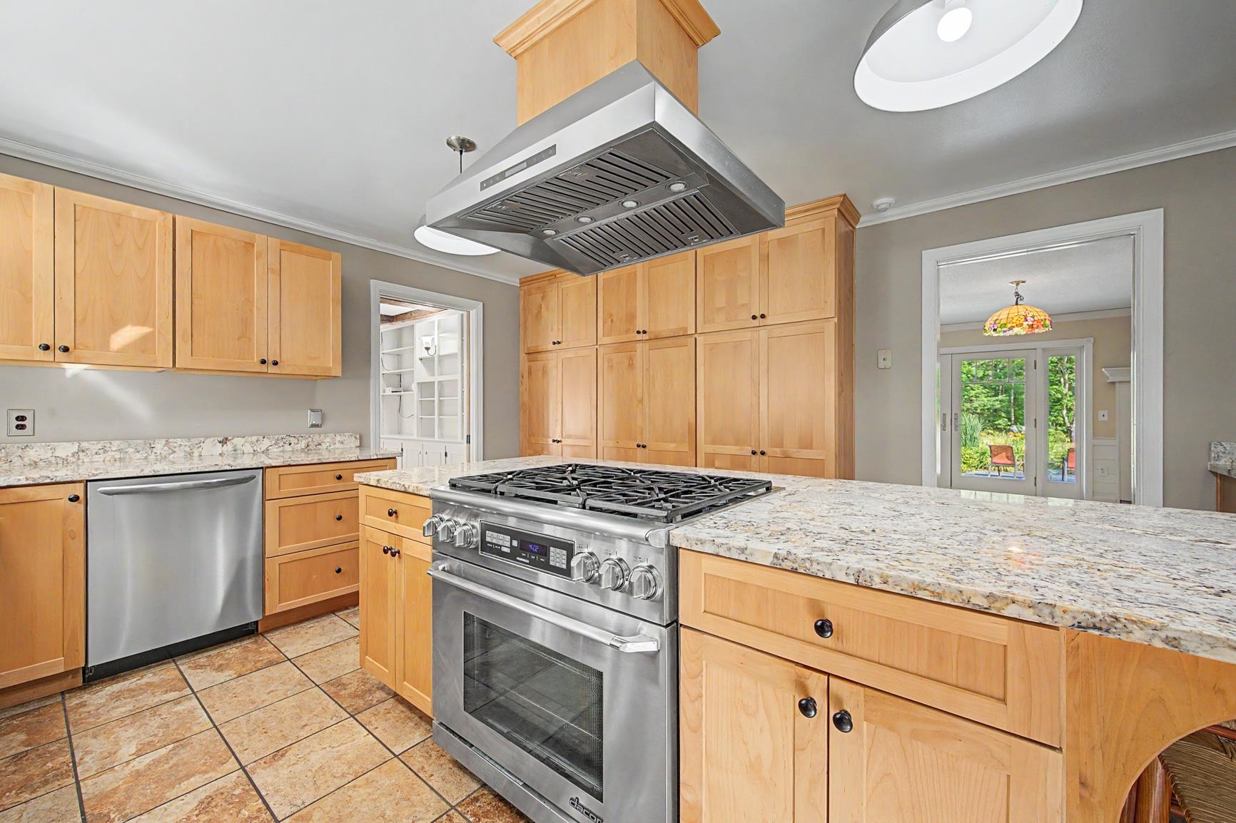 53 Elkins Road Property Photo 14