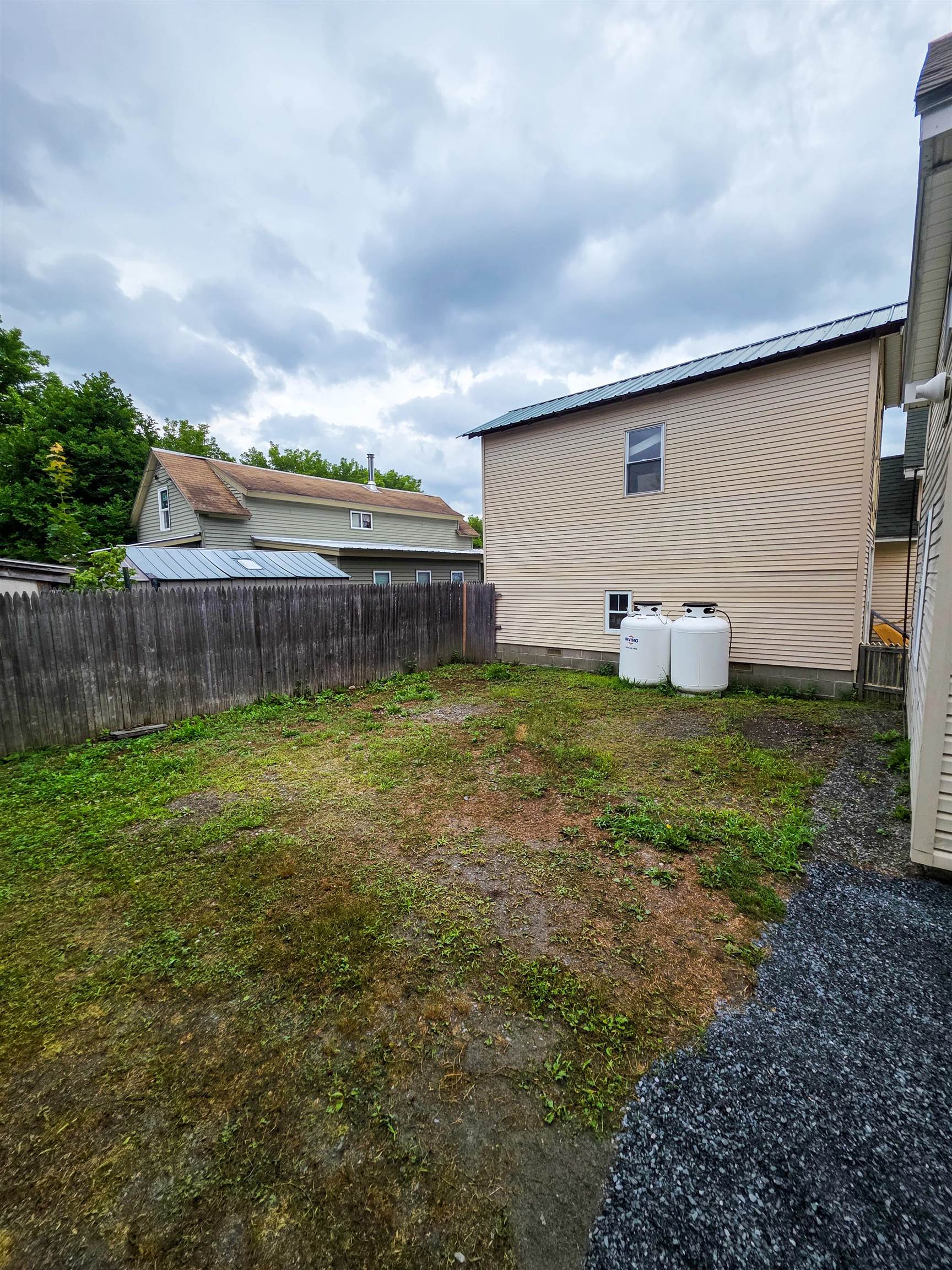 52 Jarvis Street Property Photo 9