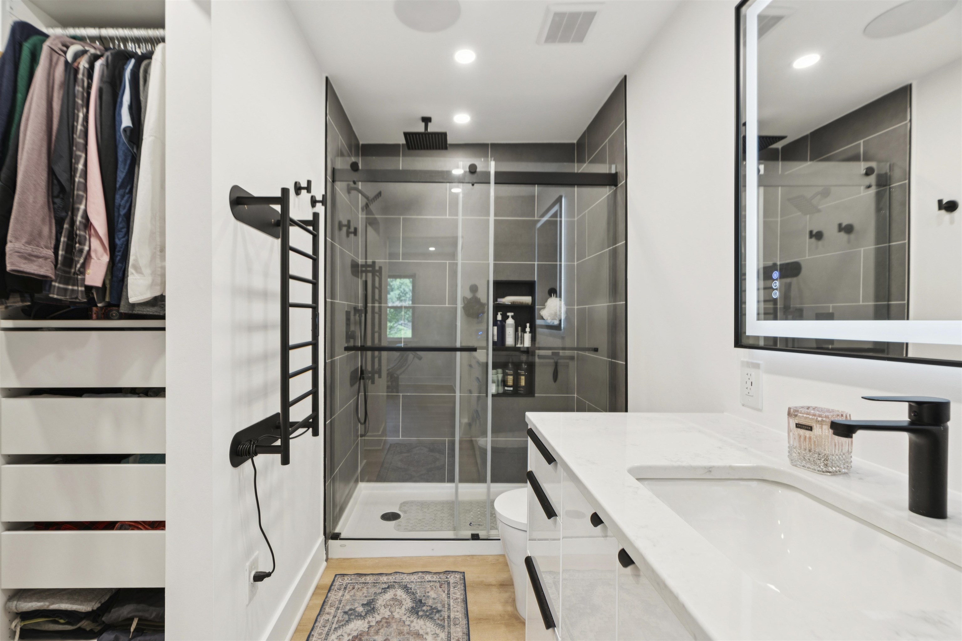 974 Hard Road Property Photo 7