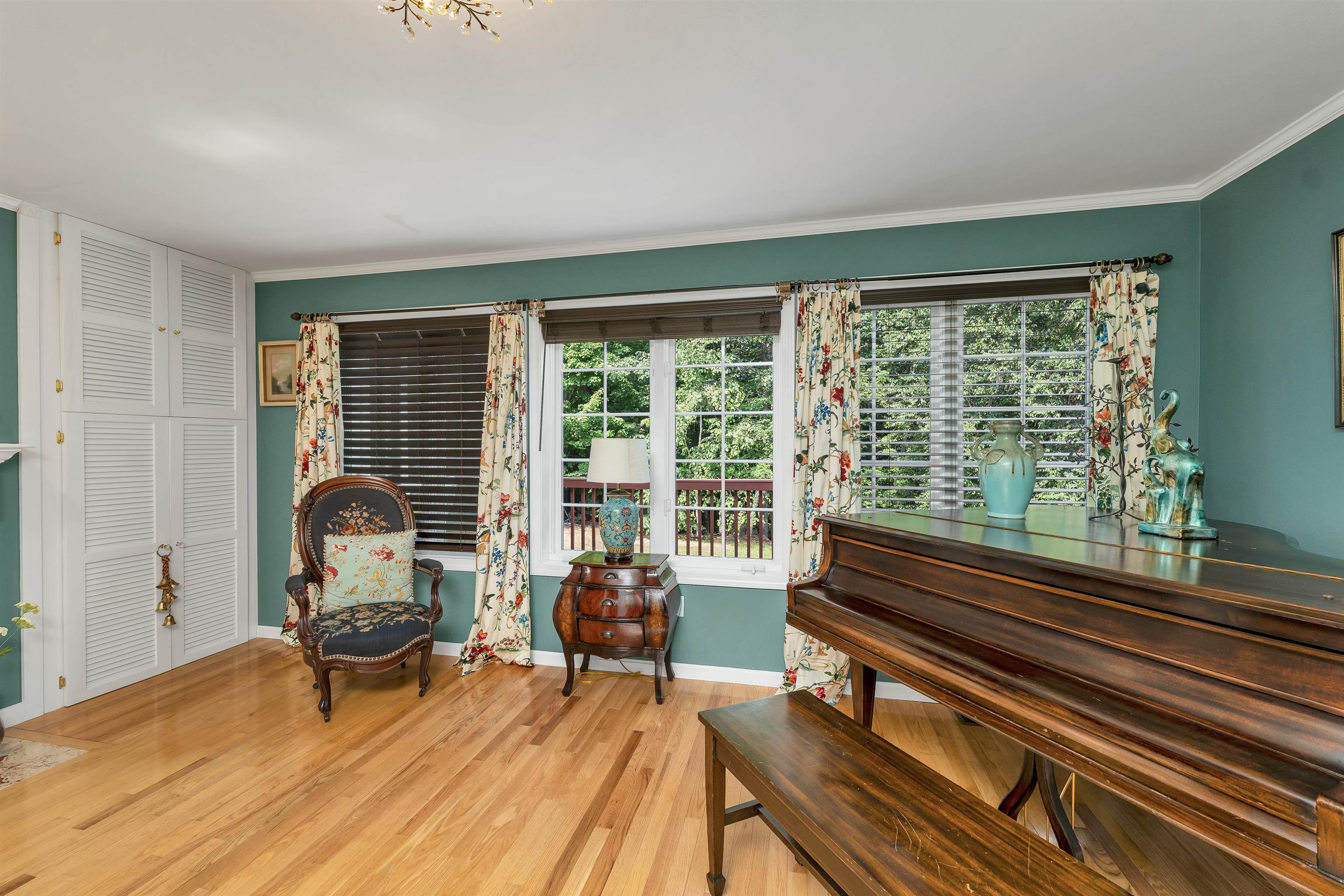 117 Peaked Hill Drive Property Photo 16