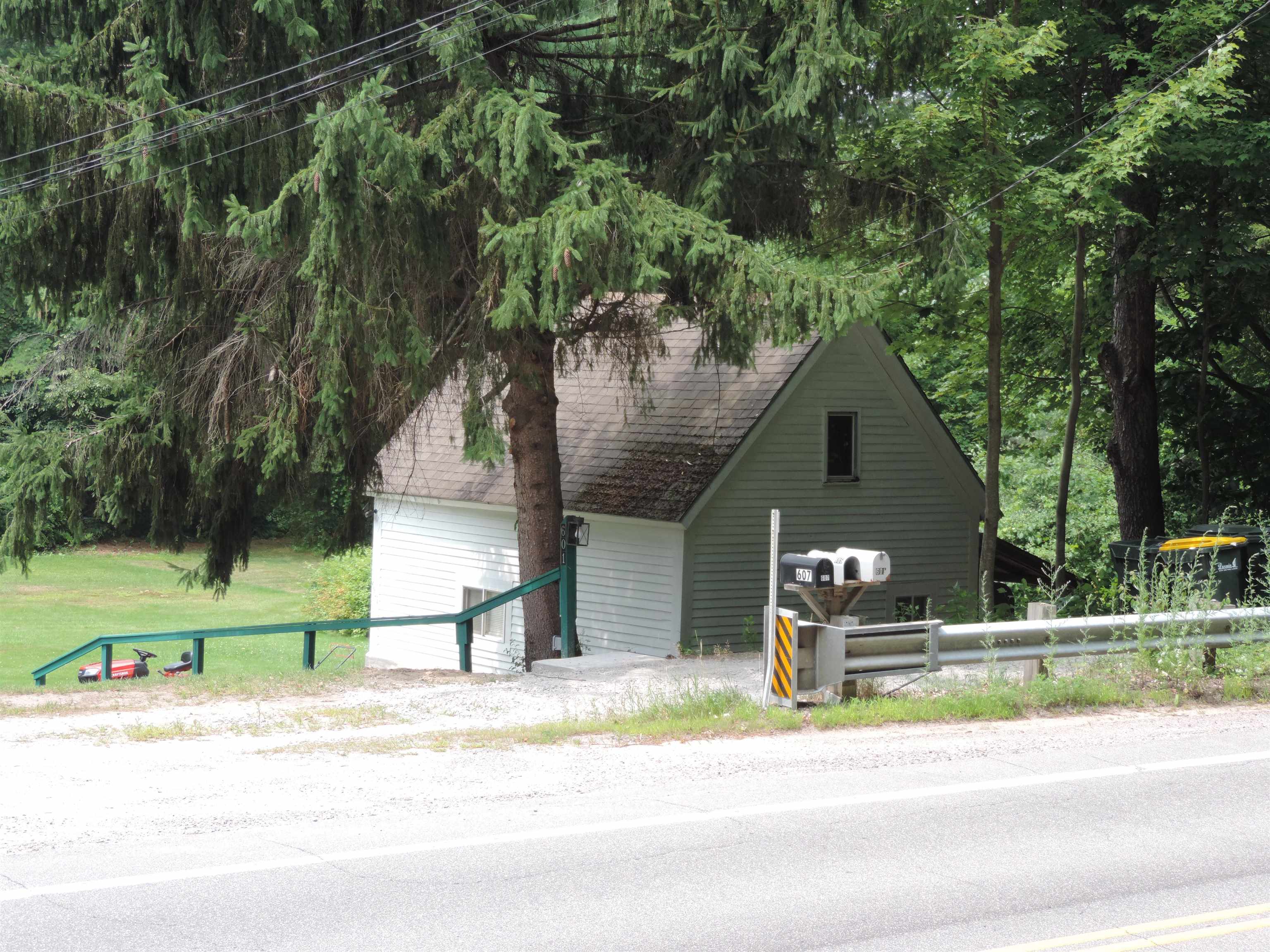 601-607 Province Road Property Photo 7