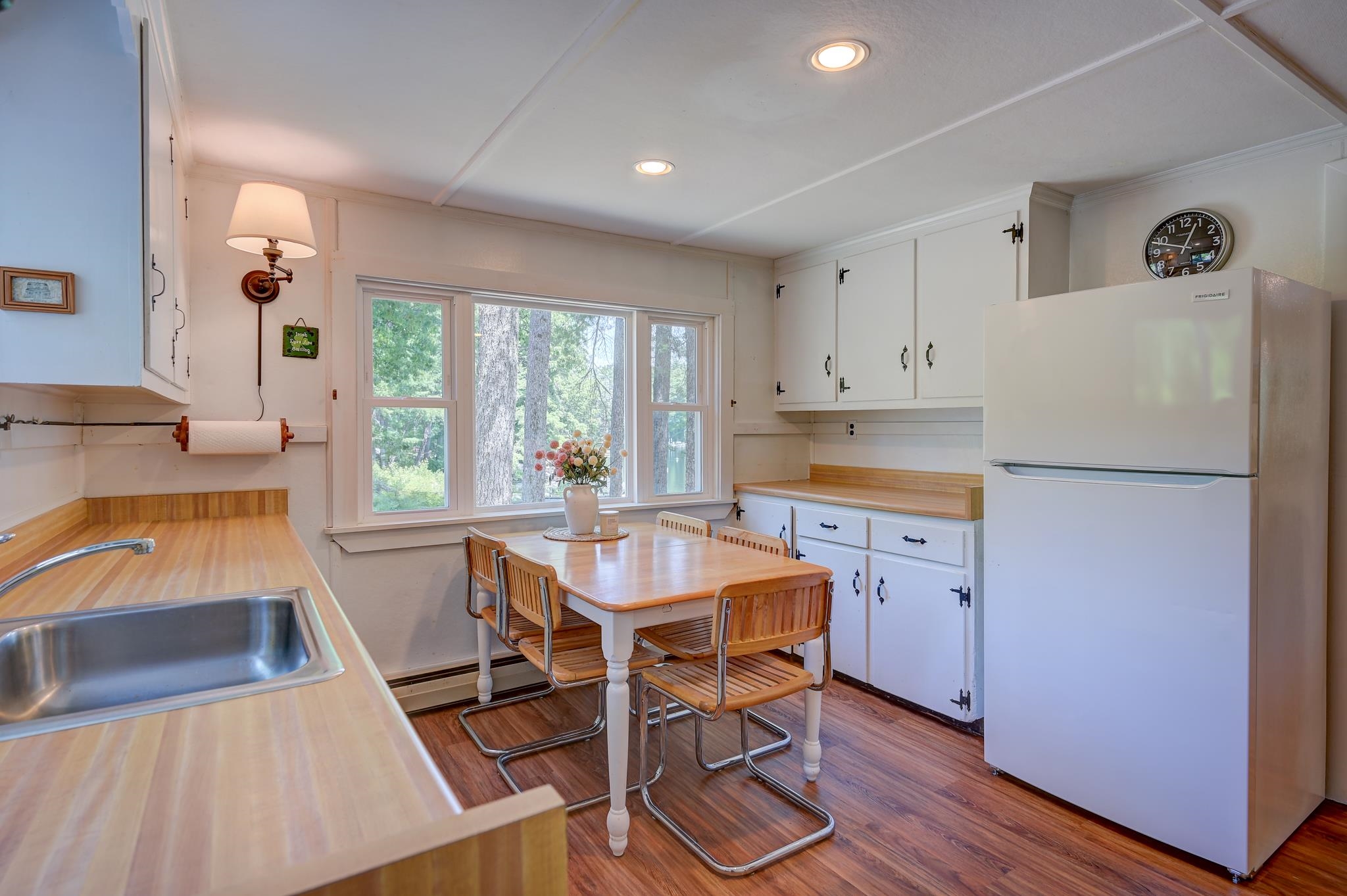 554 Mudgett Road Property Photo 6