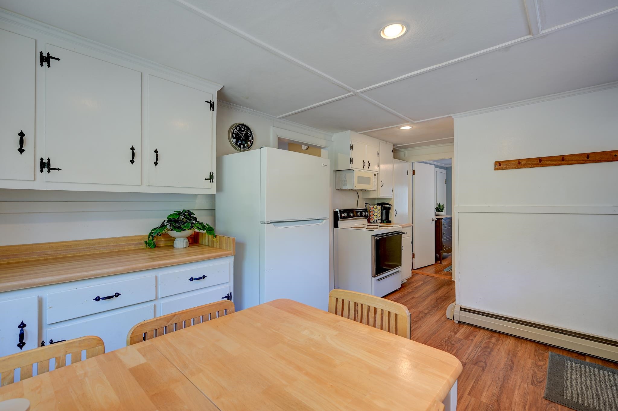 554 Mudgett Road Property Photo 9