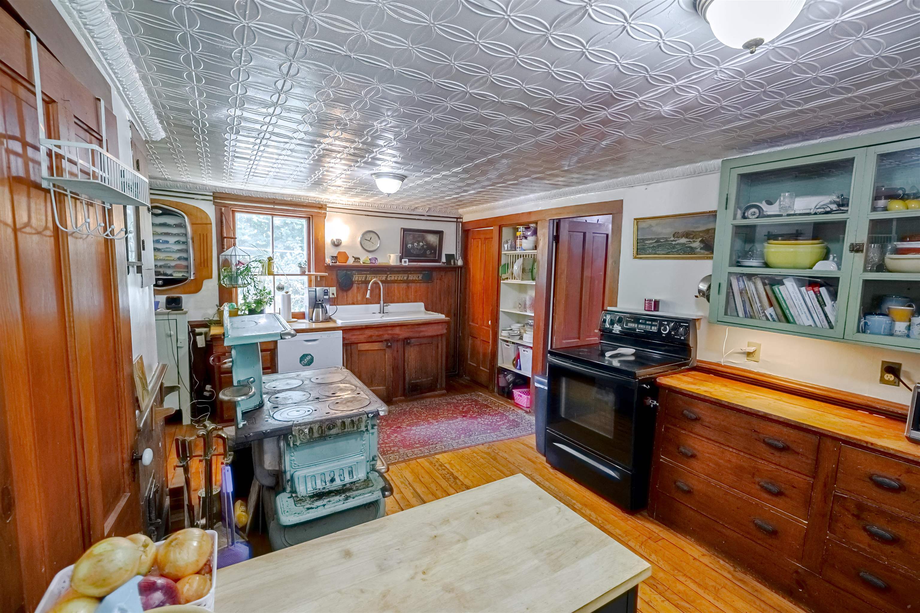 16 Francestown Road Property Photo 4
