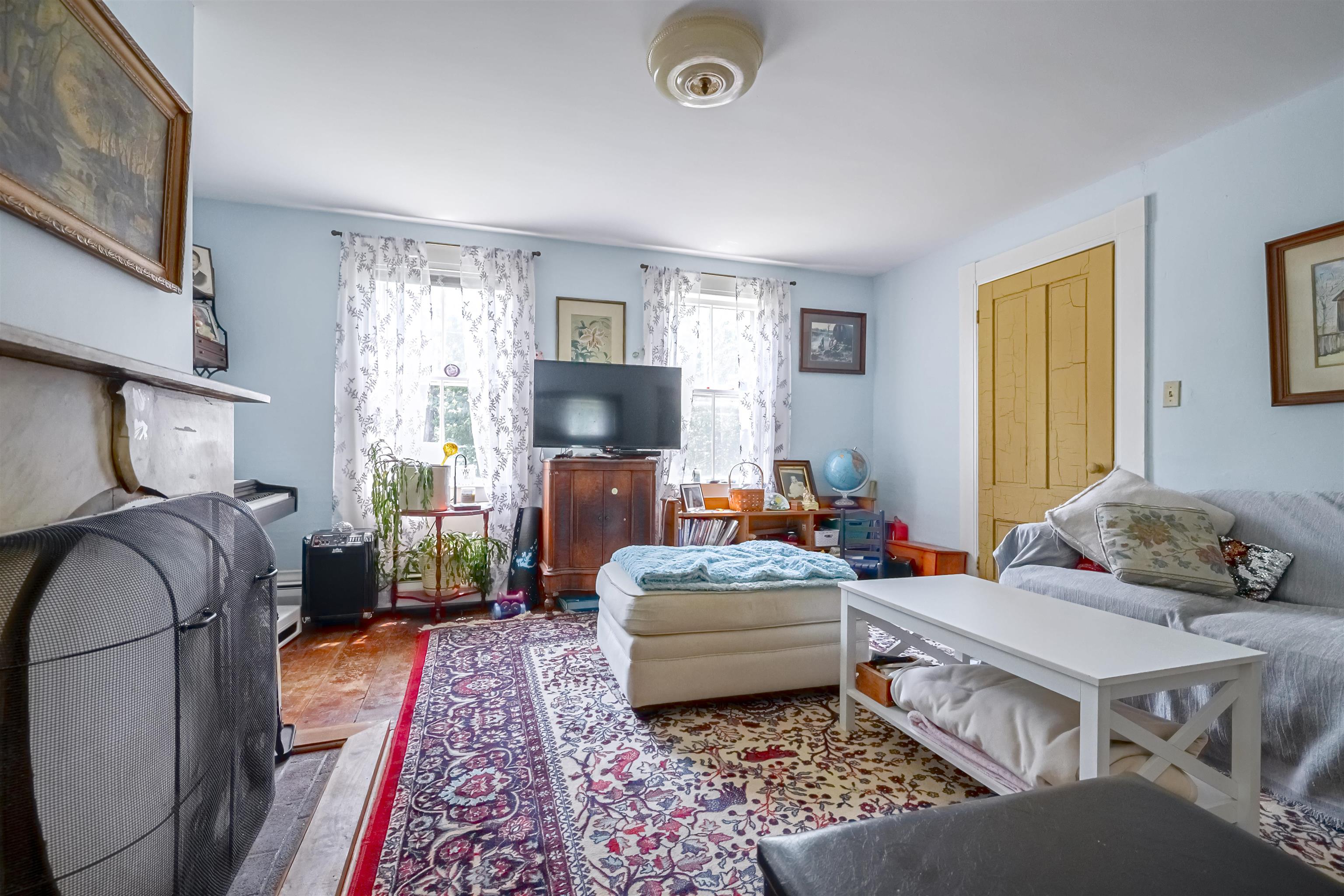 16 Francestown Road Property Photo 14