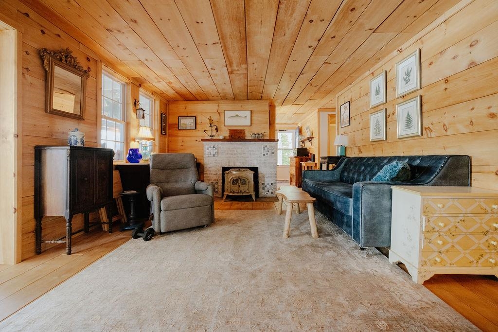 7 Buswell Road Property Photo 15