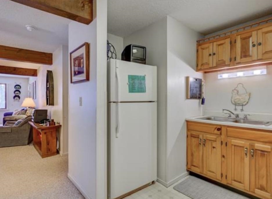4d The Seasons At Attitash Road Property Photo 6